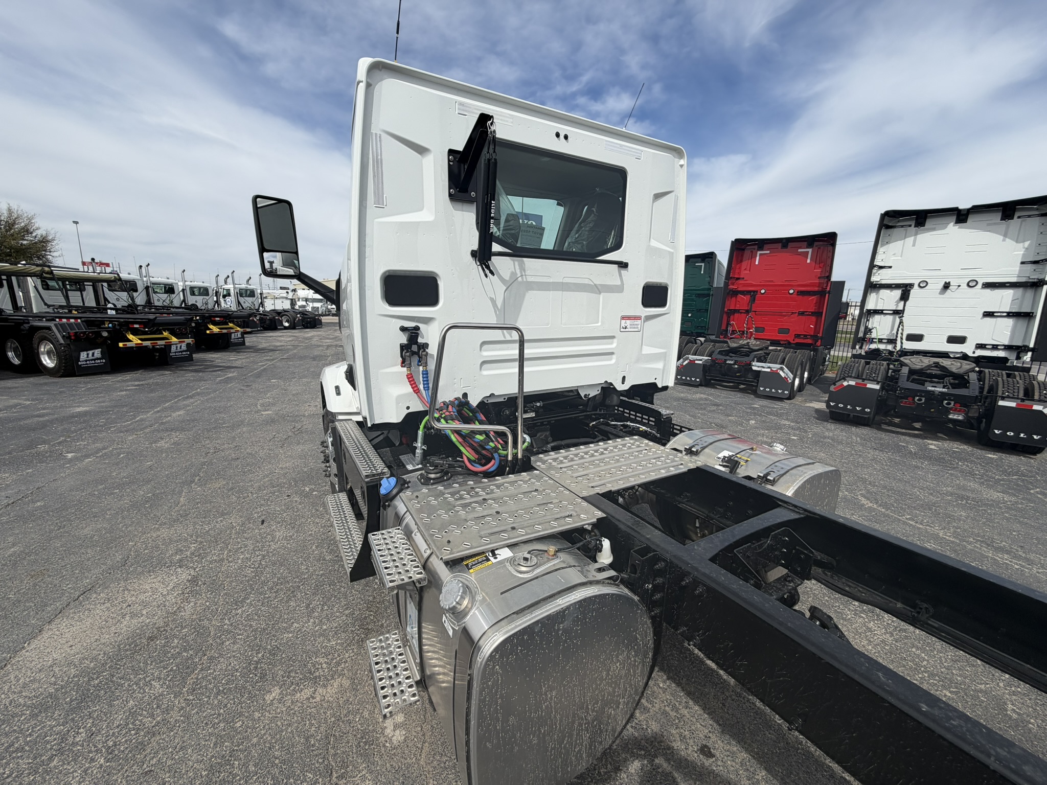 2027 Mack - image 8