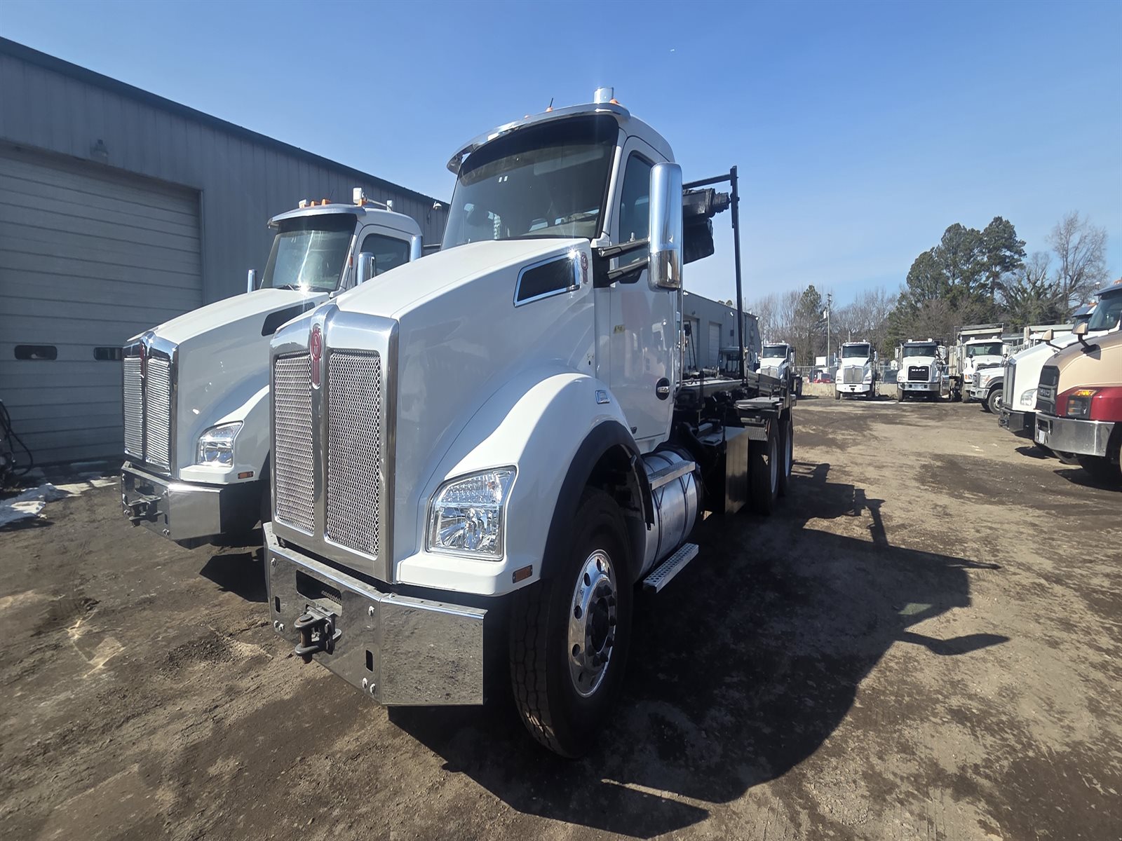 2018 Kenworth T880 - image 1