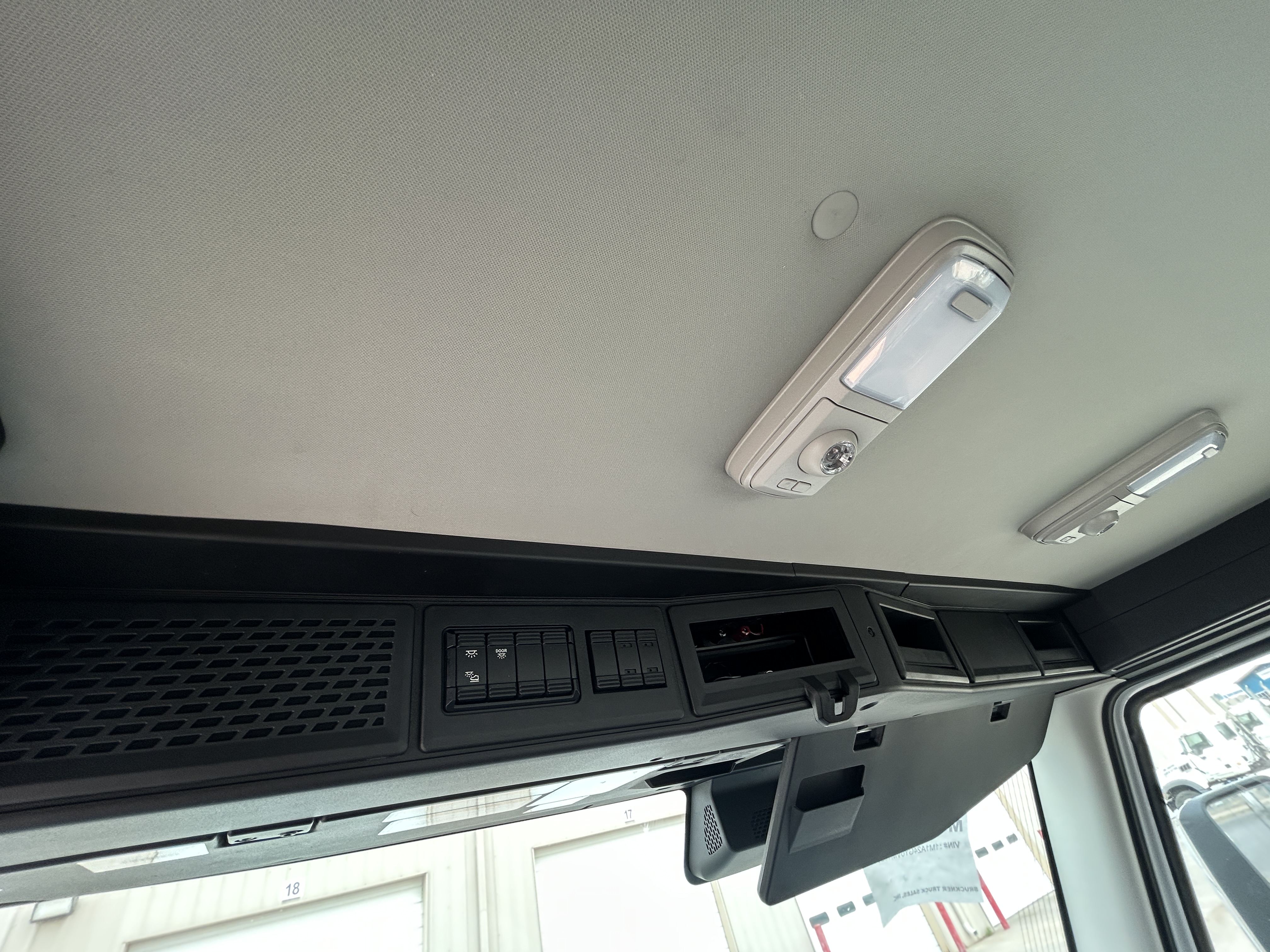 2027 Mack - image 15