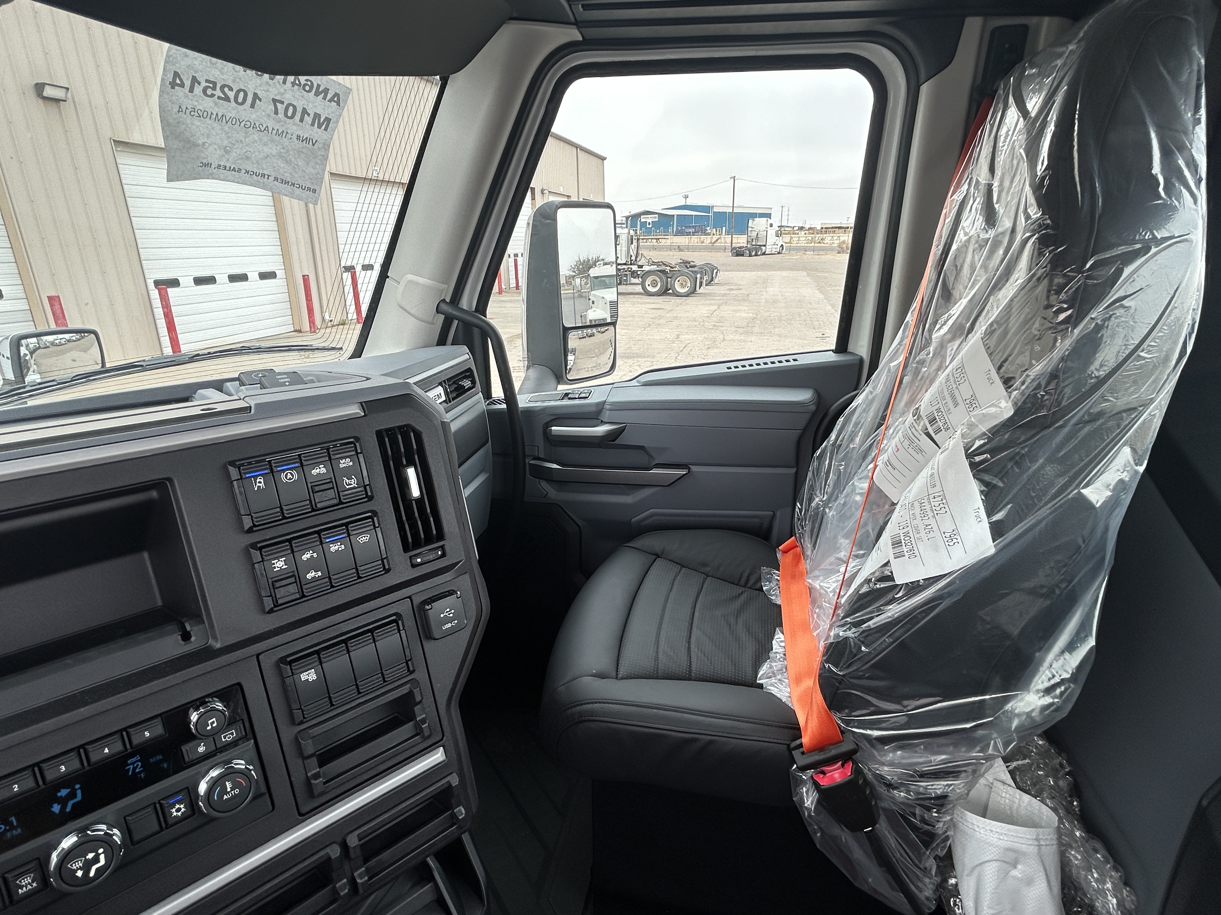 2027 Mack - image 14