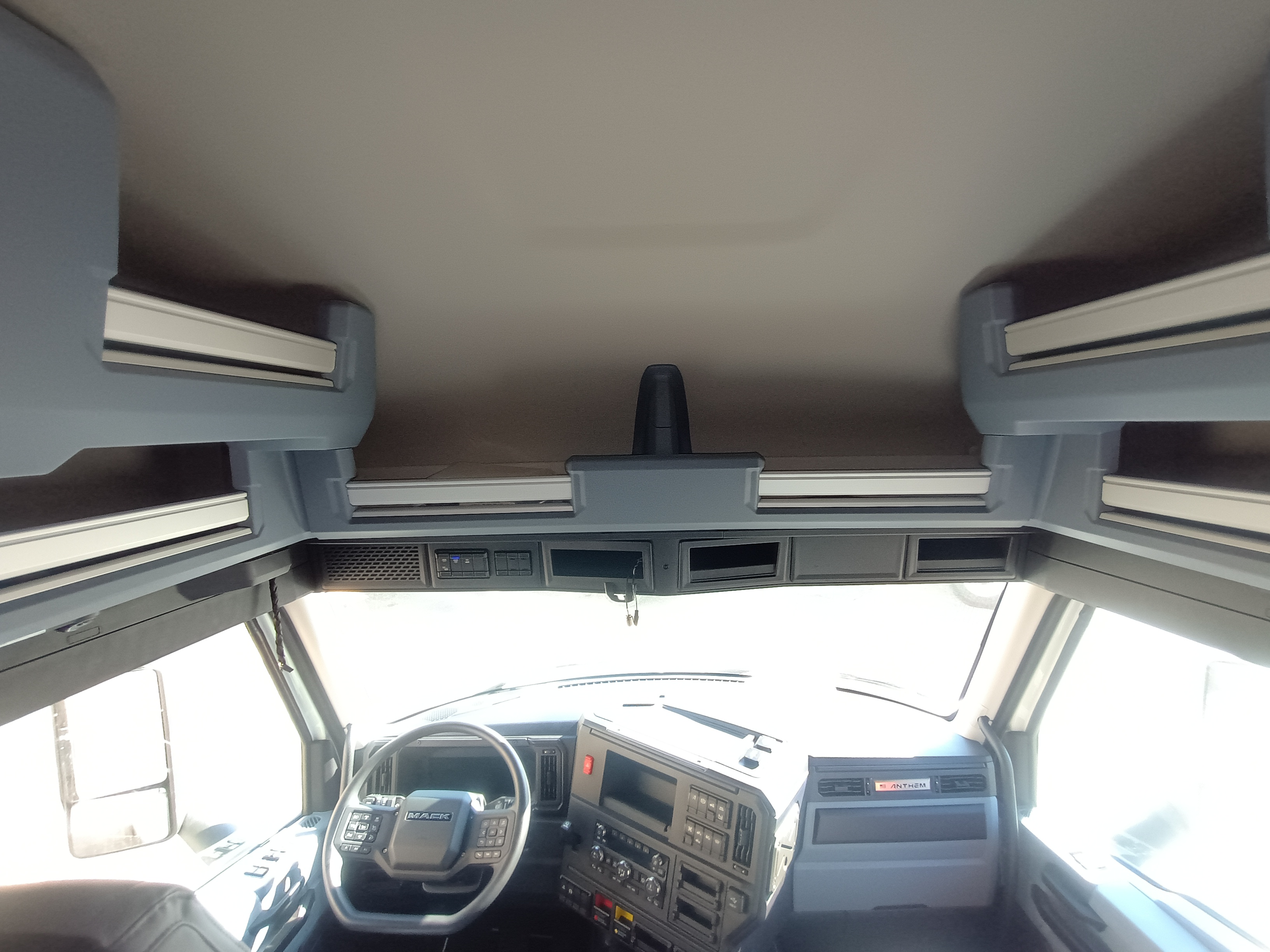 2027 Mack - image 13