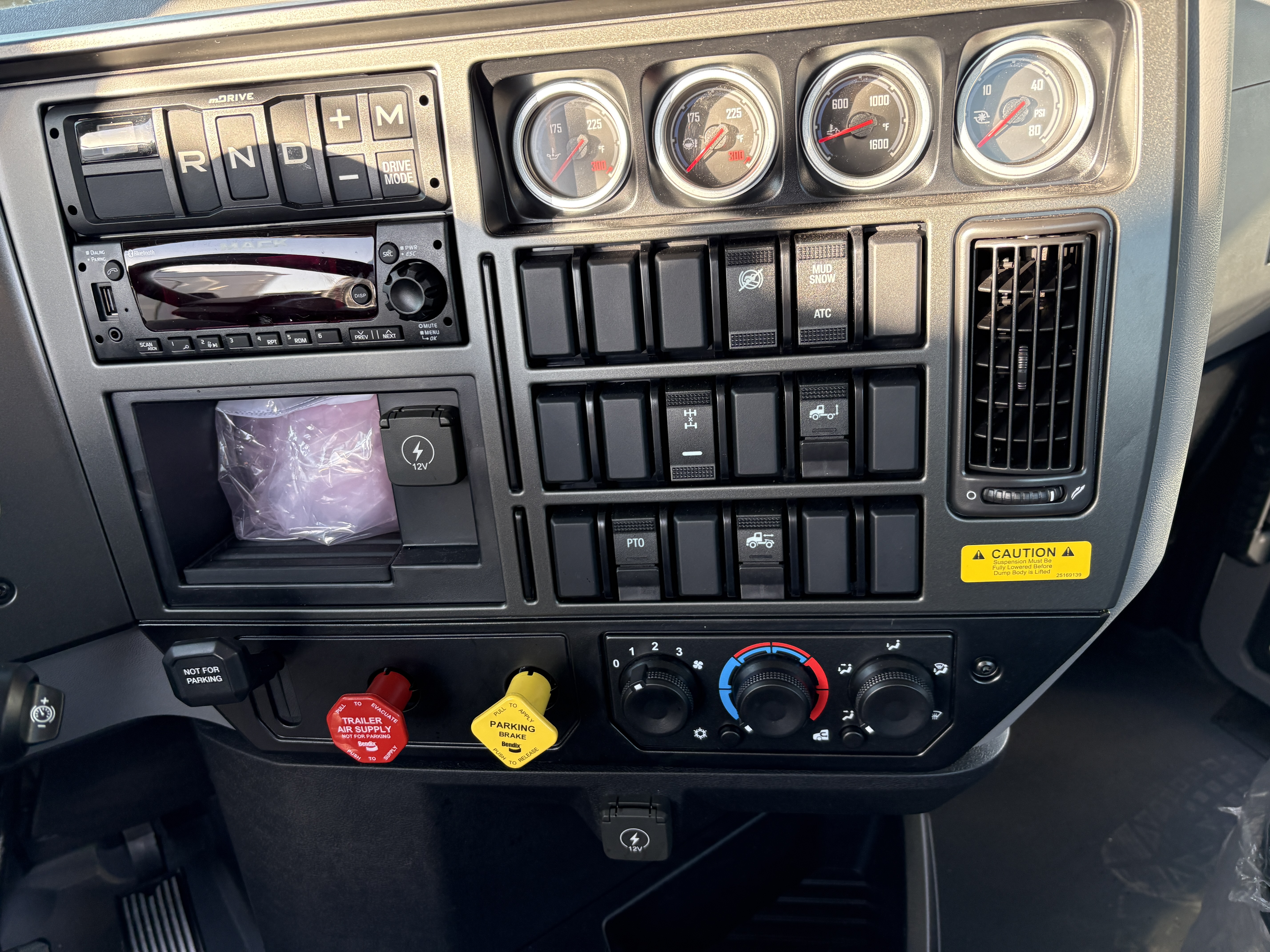 2027 Mack - image 21