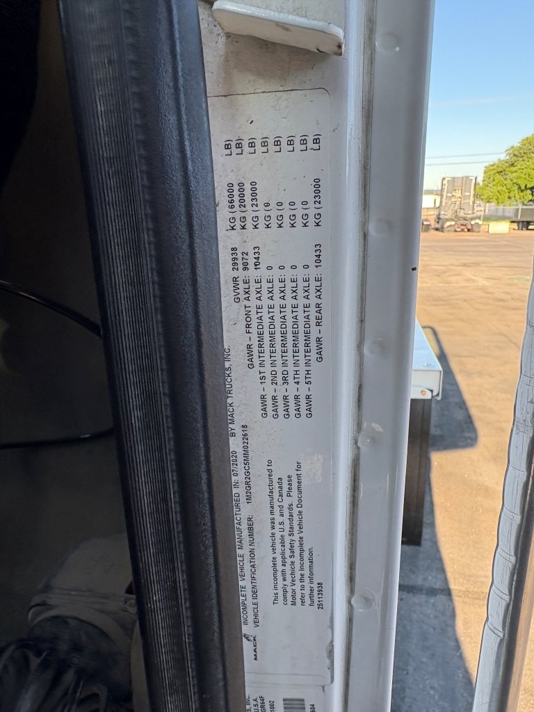 2021 Mack Granite - image 23