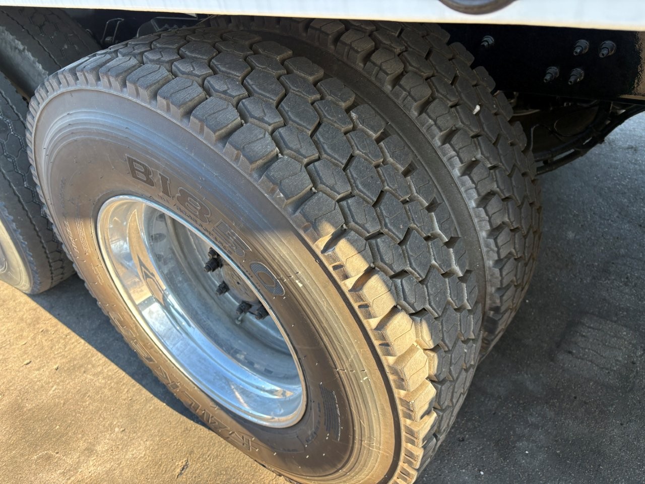 2021 Mack Granite - image 11