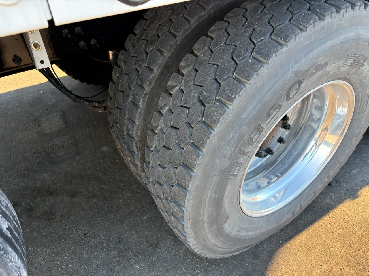 2021 Mack Granite - image 14