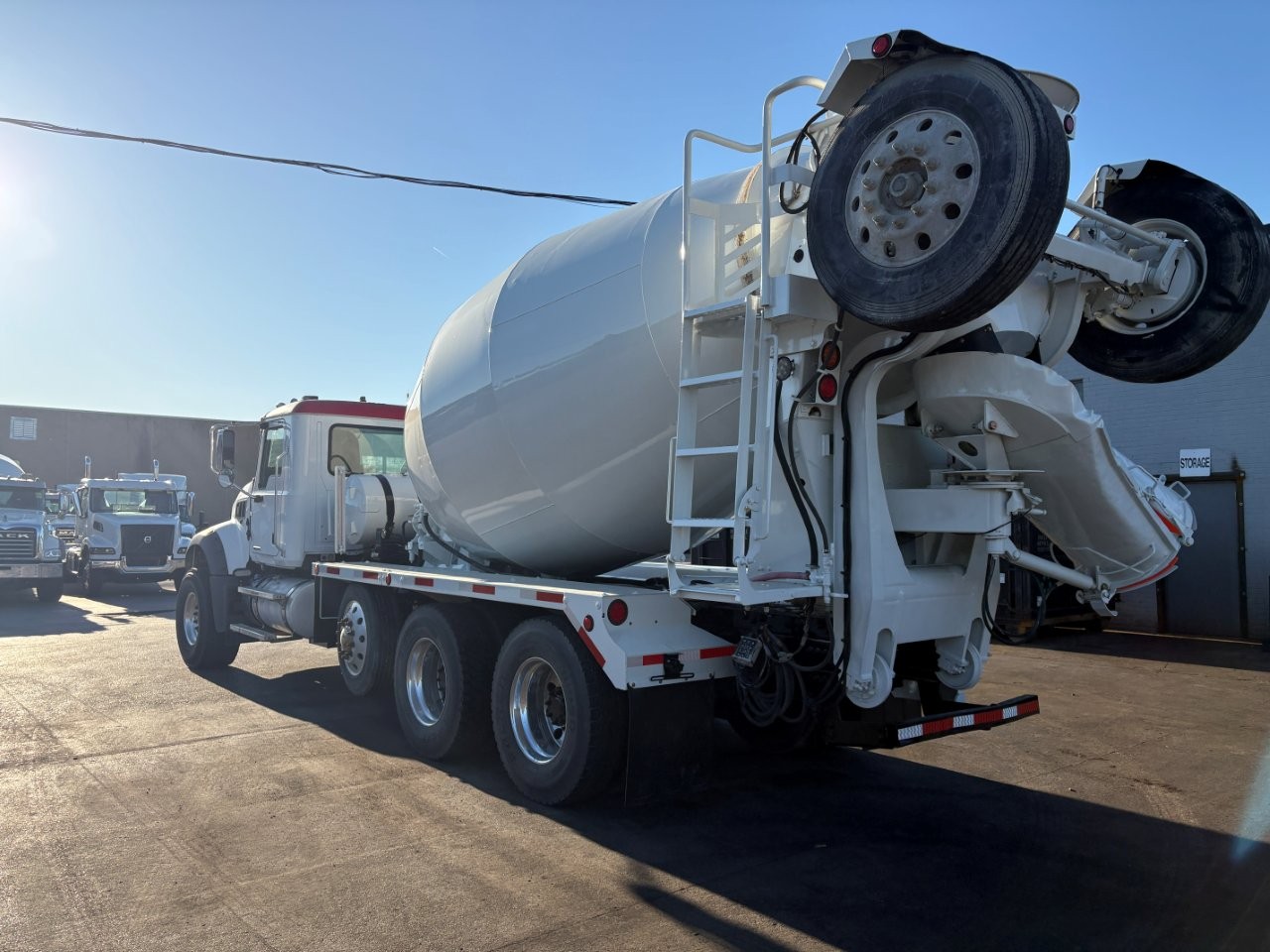 2021 Mack Granite - image 7