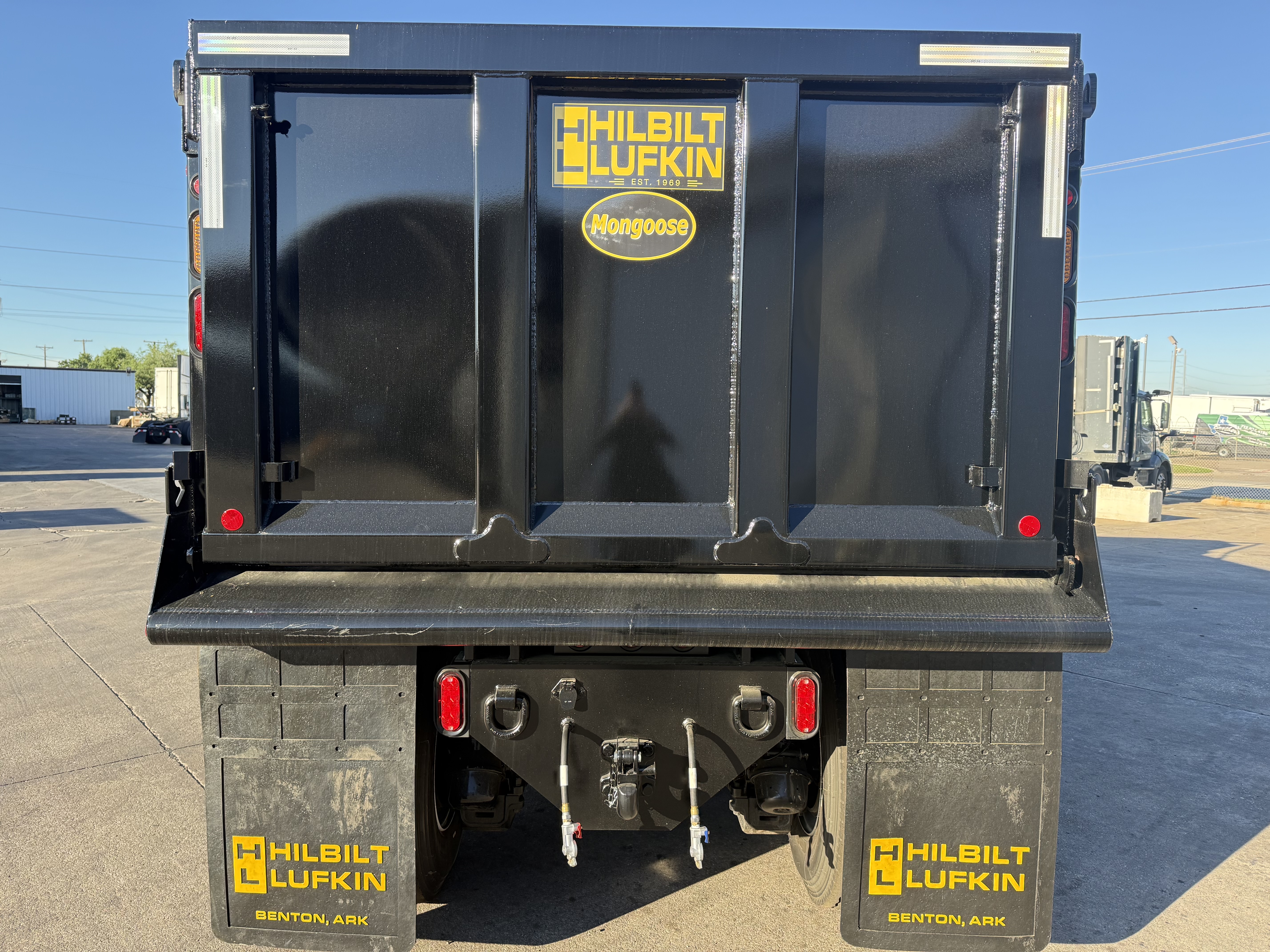 2026 Mack Granite - image 4