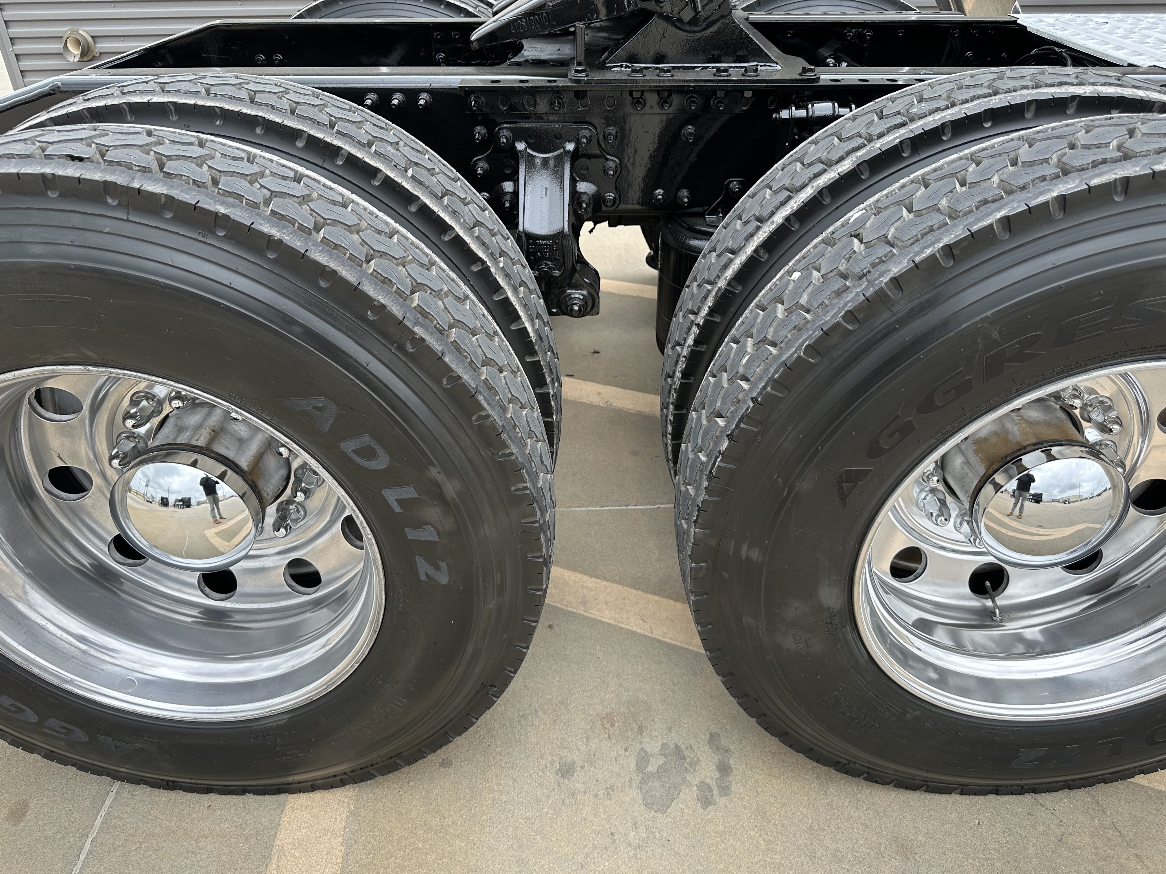 2020 Mack - image 17