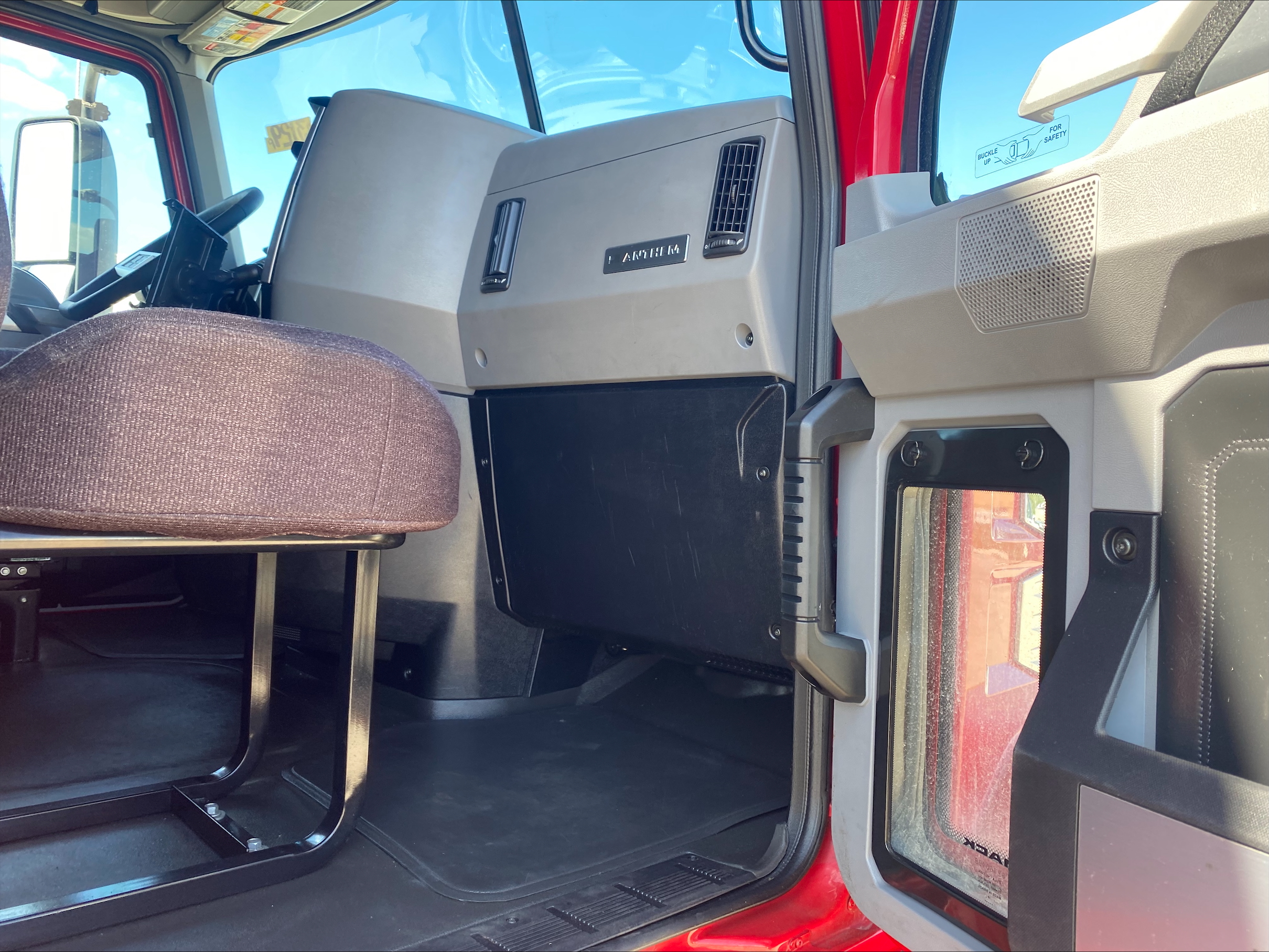 2020 Mack — photo 12