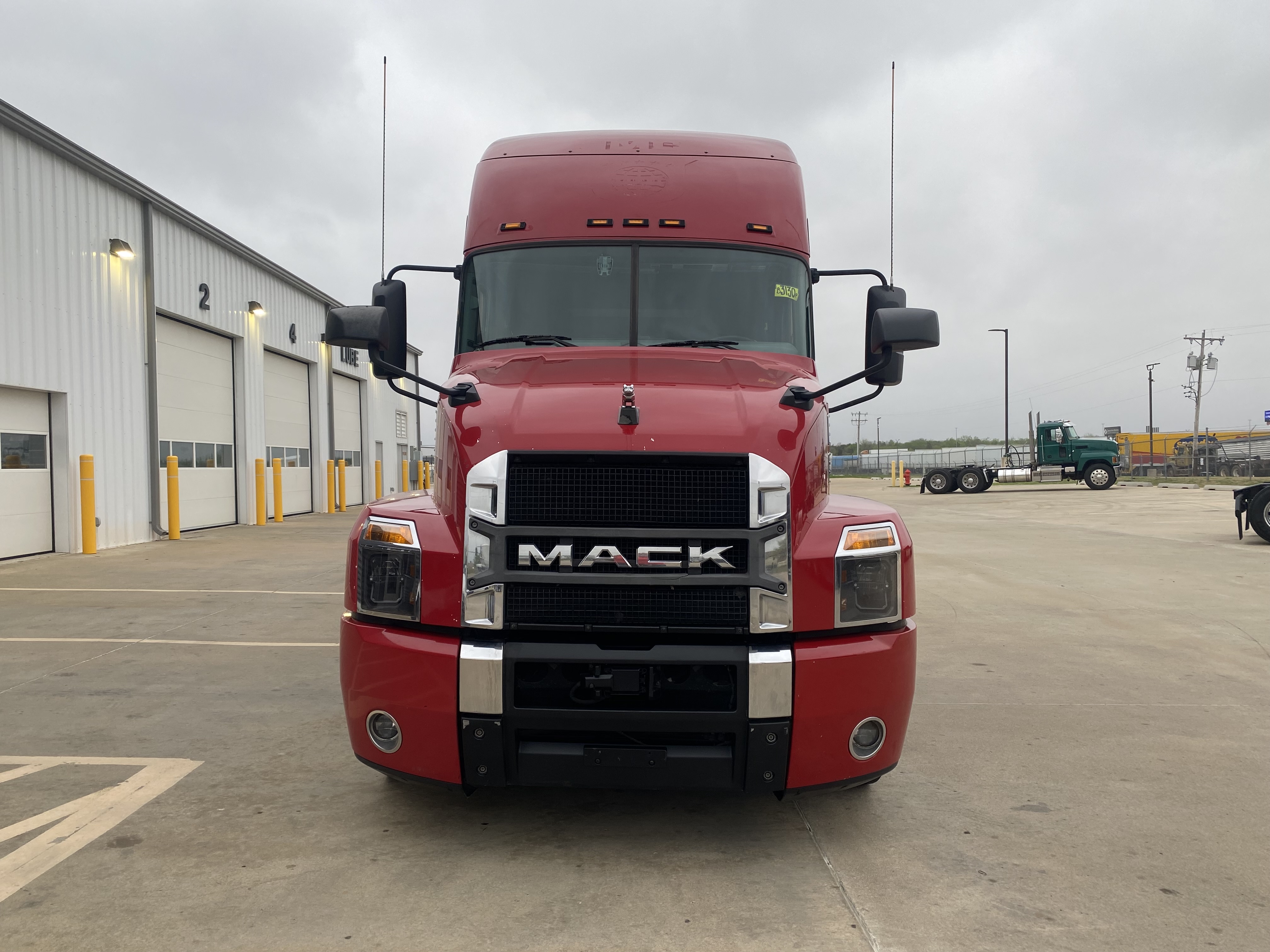 2020 Mack — photo 2