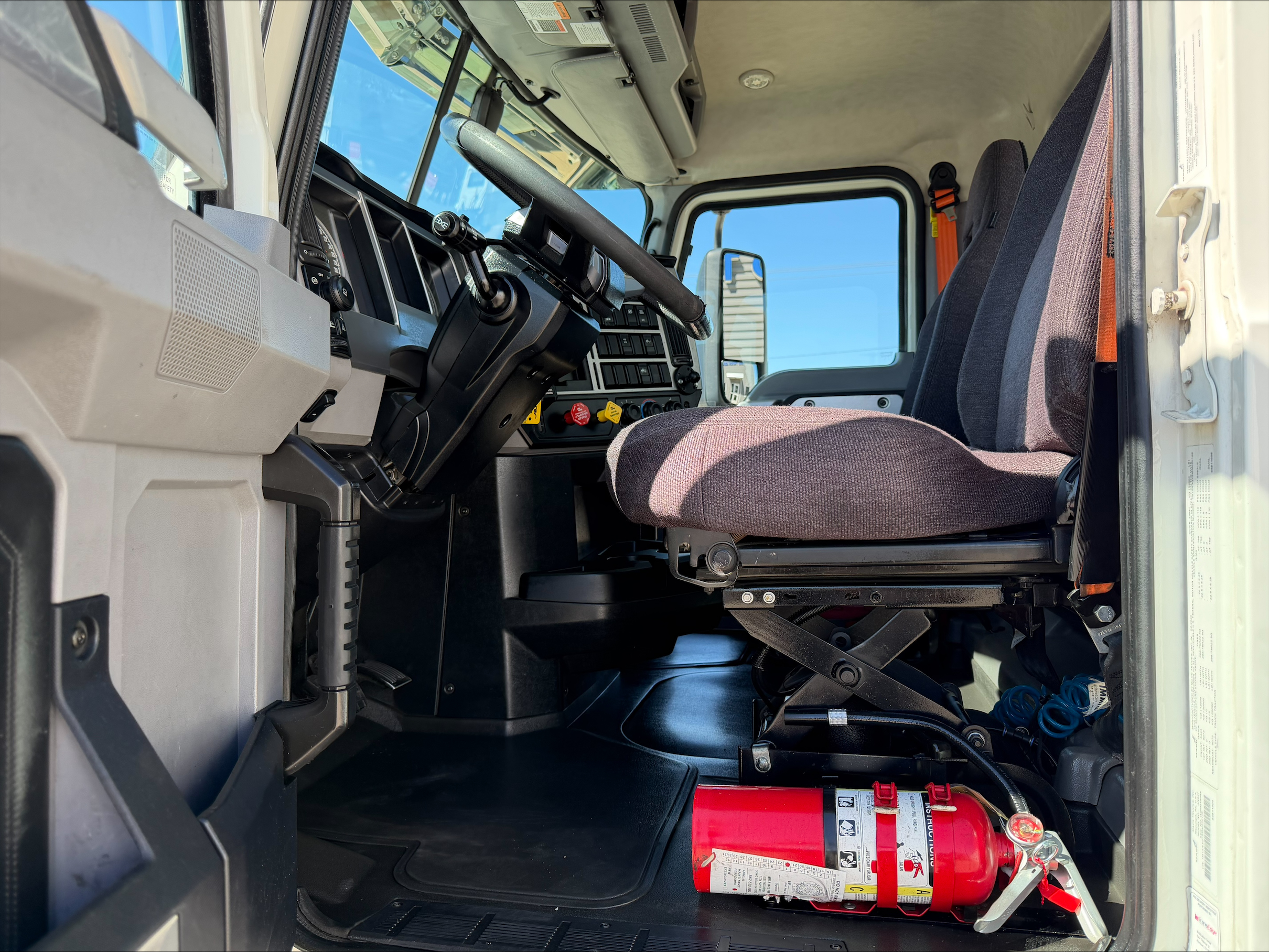 2020 Mack — photo 13