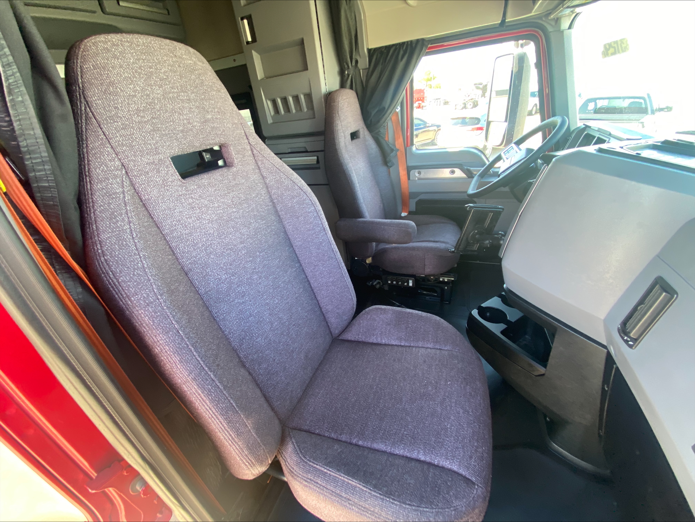 2020 Mack — photo 14