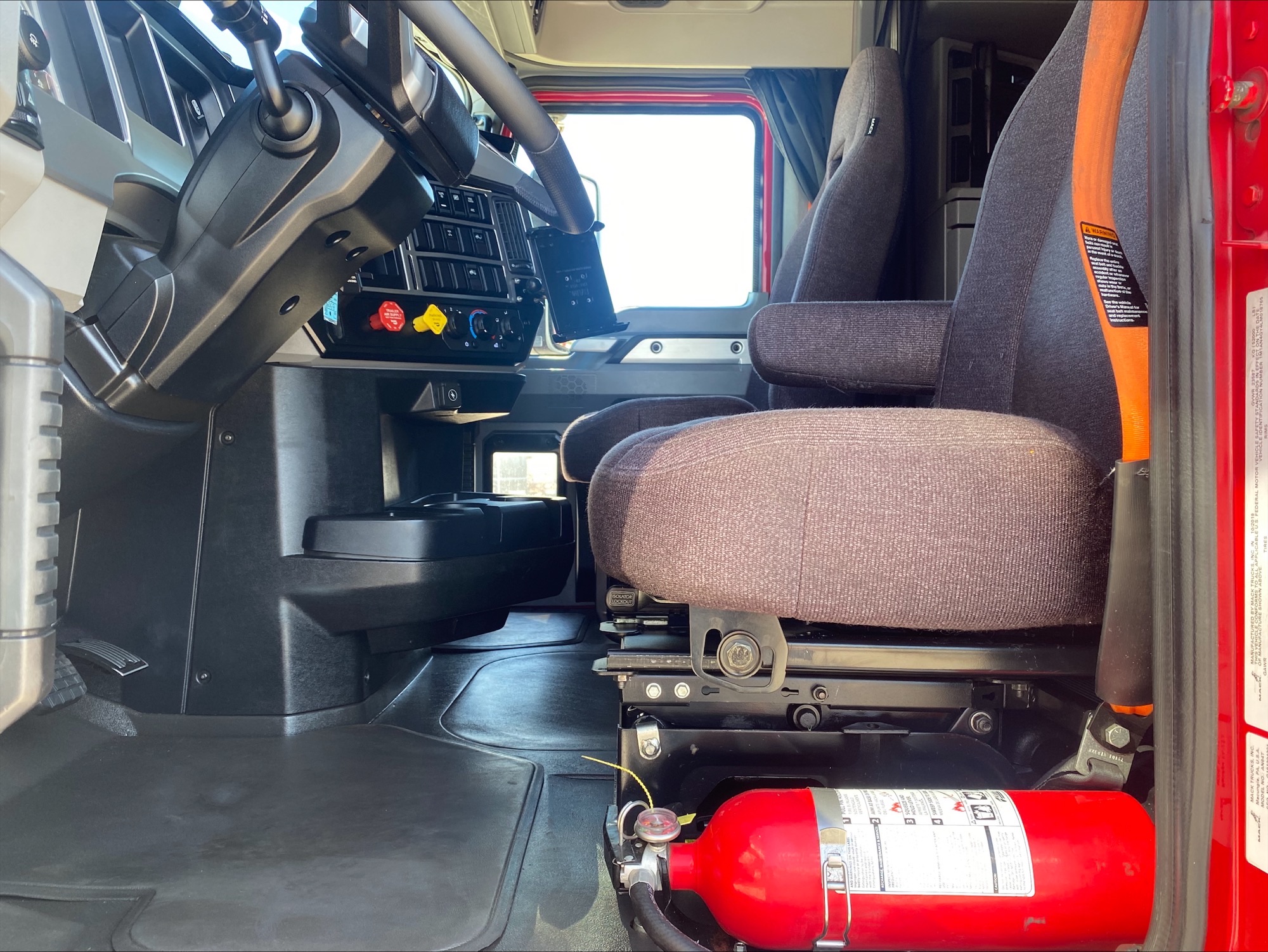 2020 Mack — photo 9