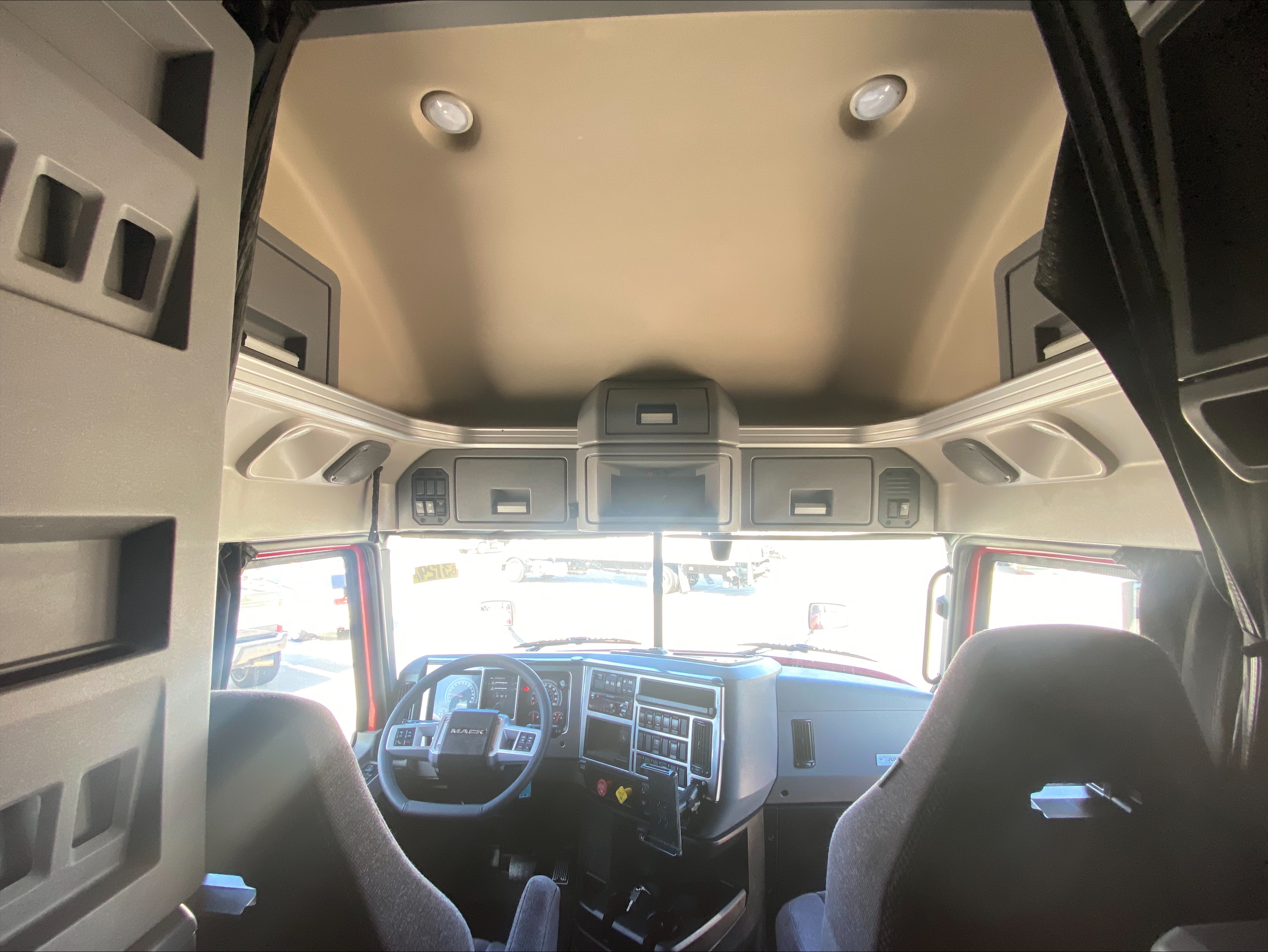 2020 Mack — photo 19