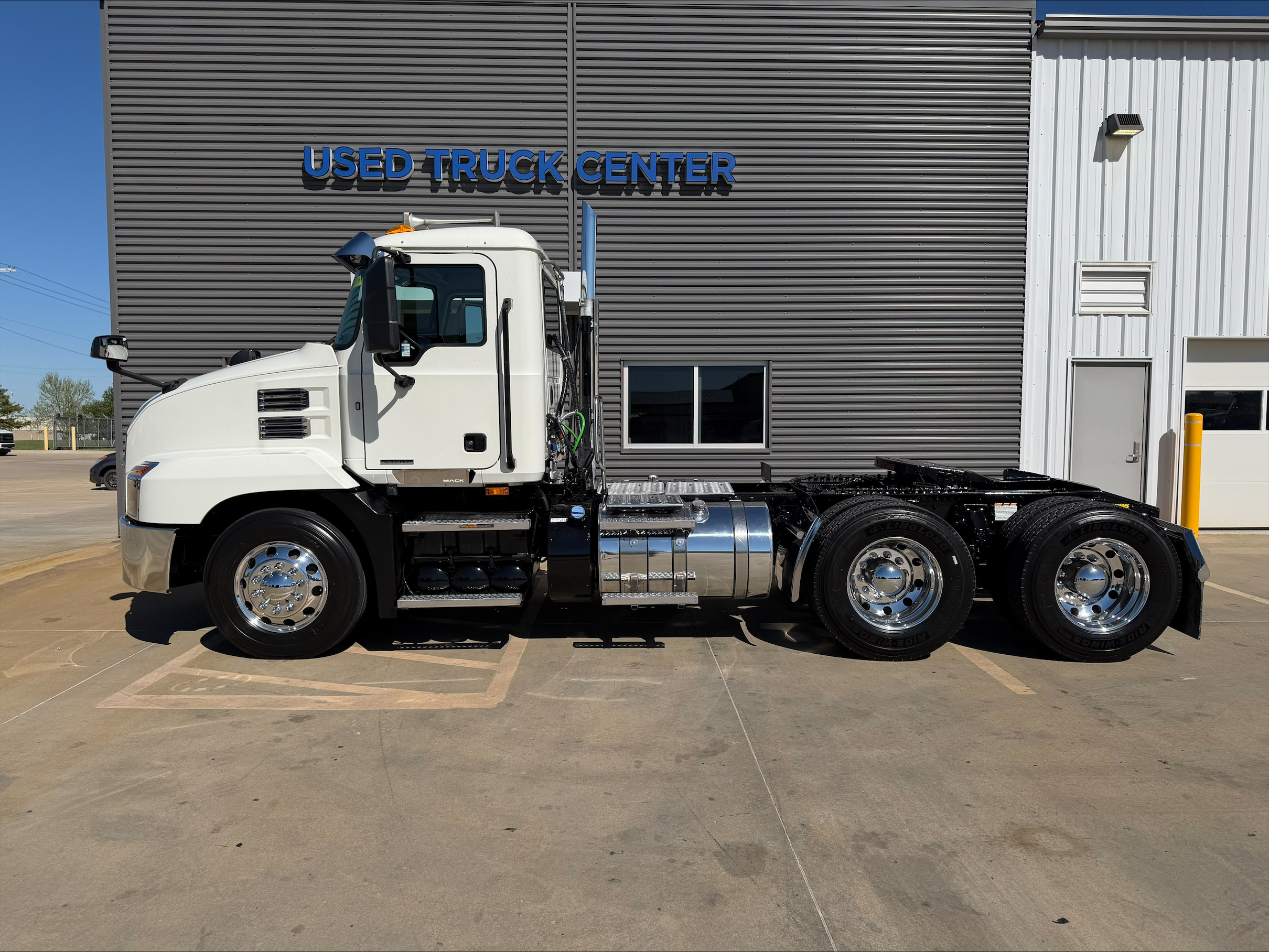 2021 Mack — photo 8