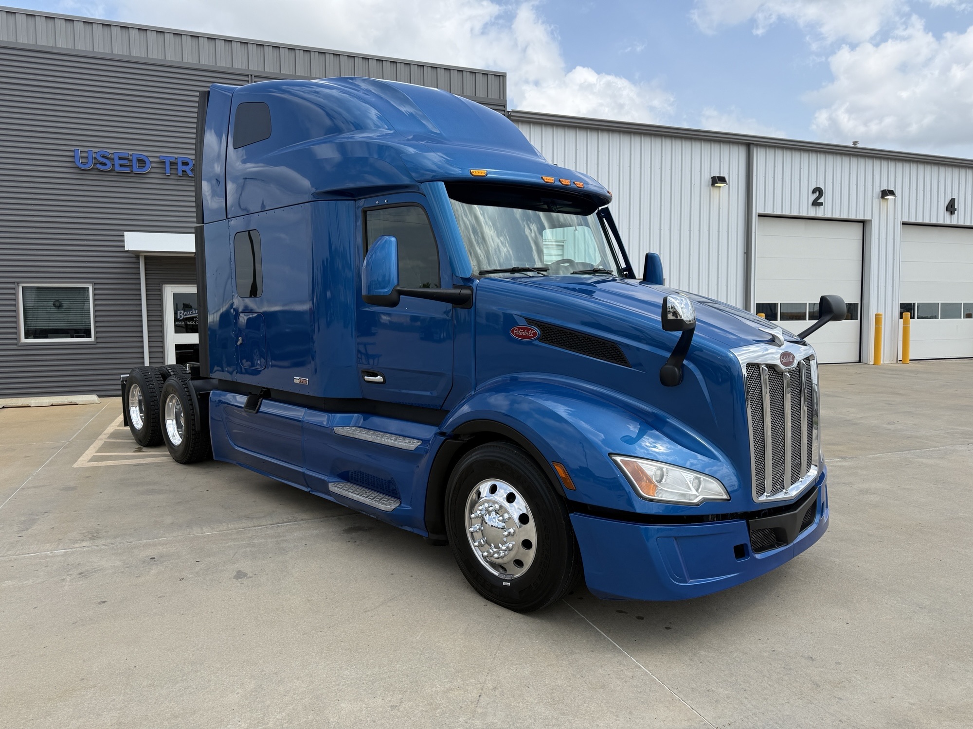 2022 Peterbilt 579 in Tulsa, OK — photo 3