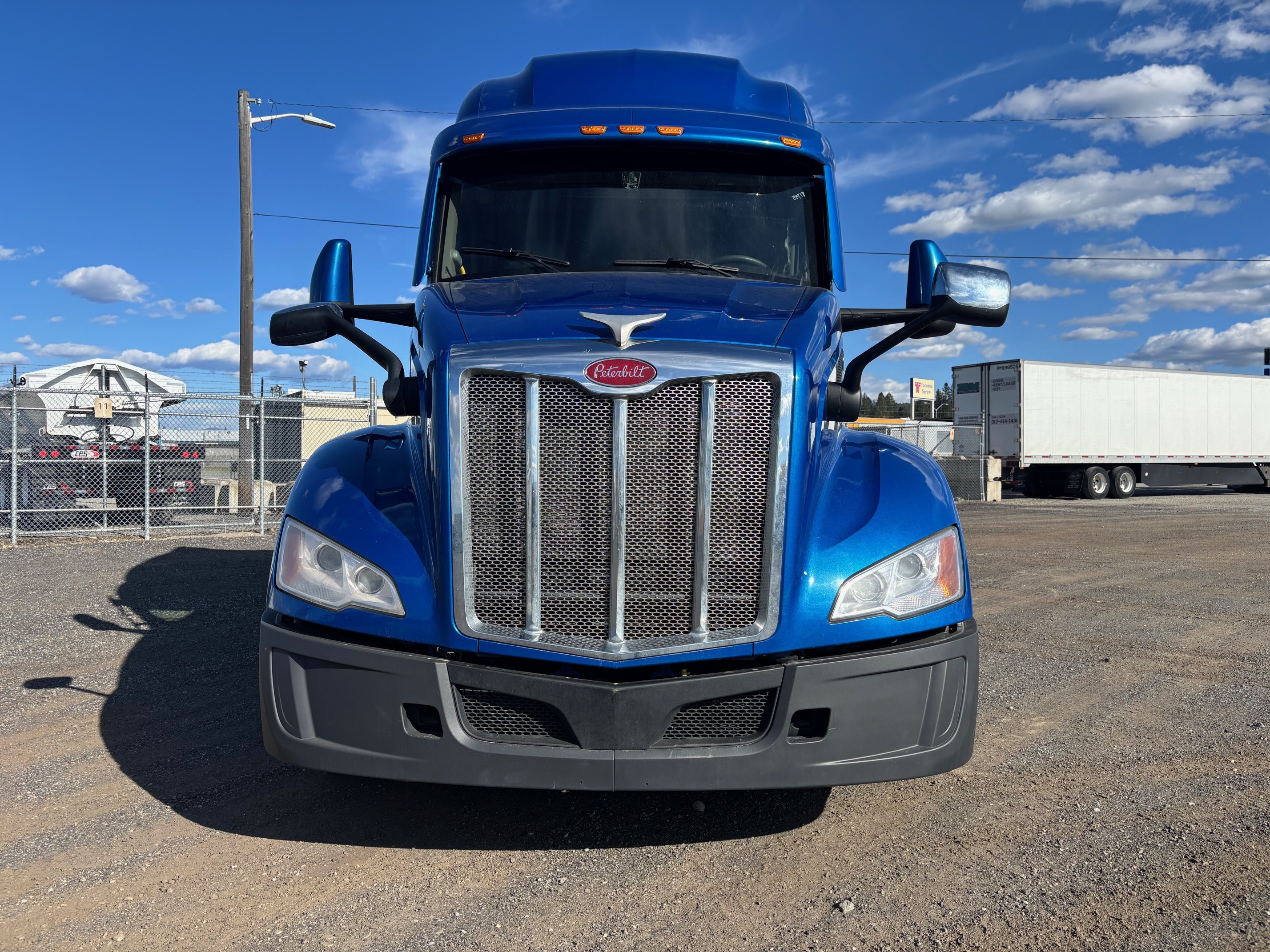 2022 Peterbilt 579 in Spokane, WA — photo 3