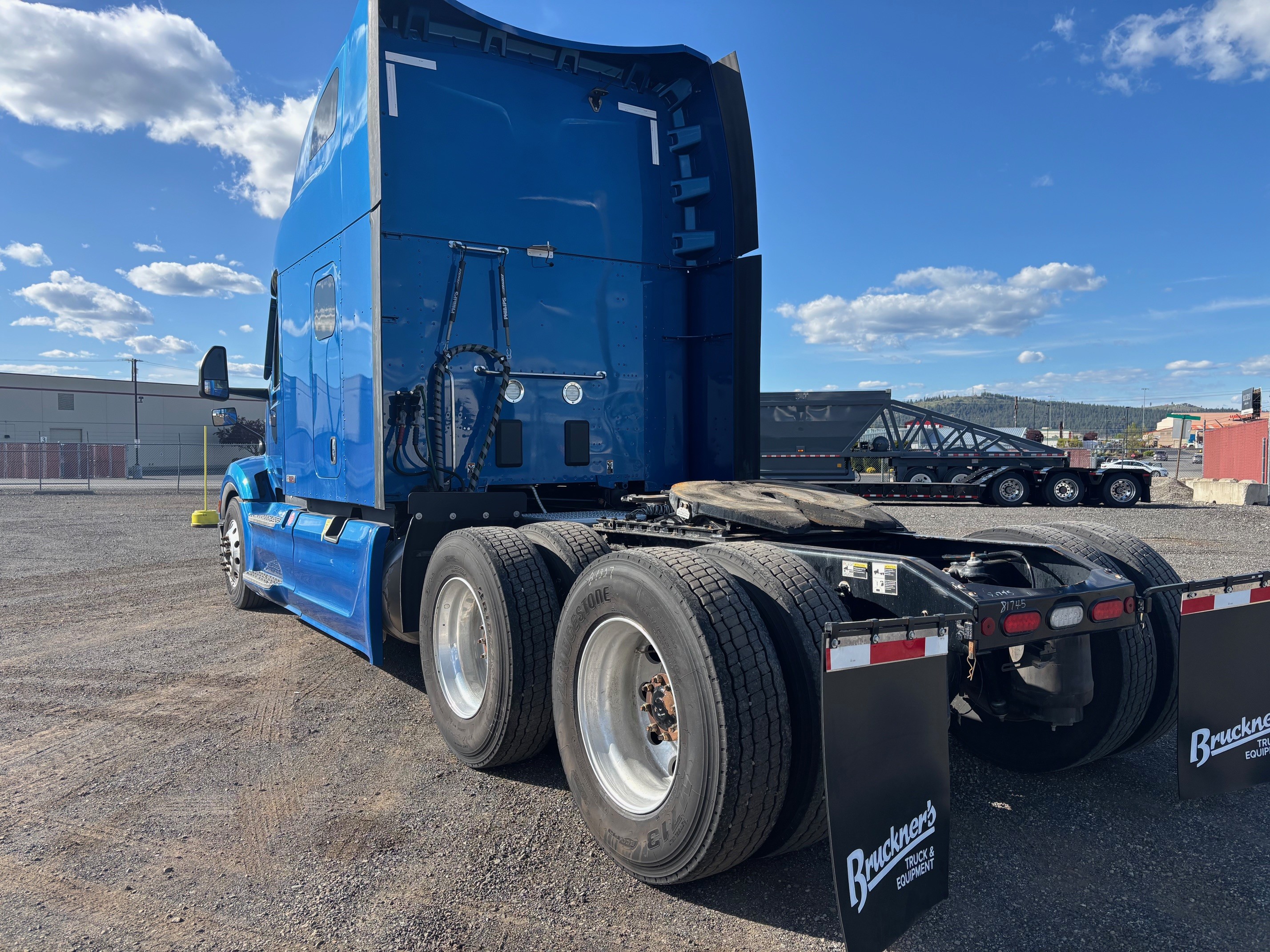 2022 Peterbilt 579 in Spokane, WA — photo 7