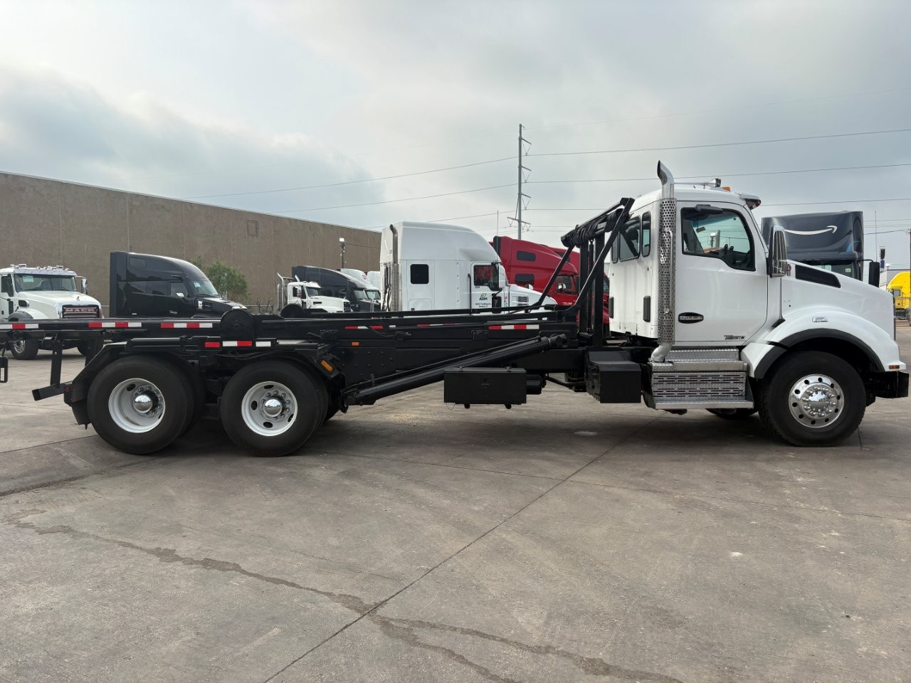2018 Kenworth T880 in Dallas Irving Blvd, TX — photo 3