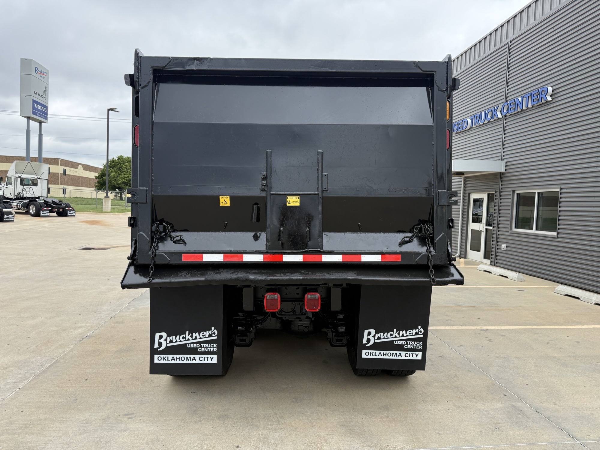 2020 Mack Granite in Oklahoma City, OK — photo 6