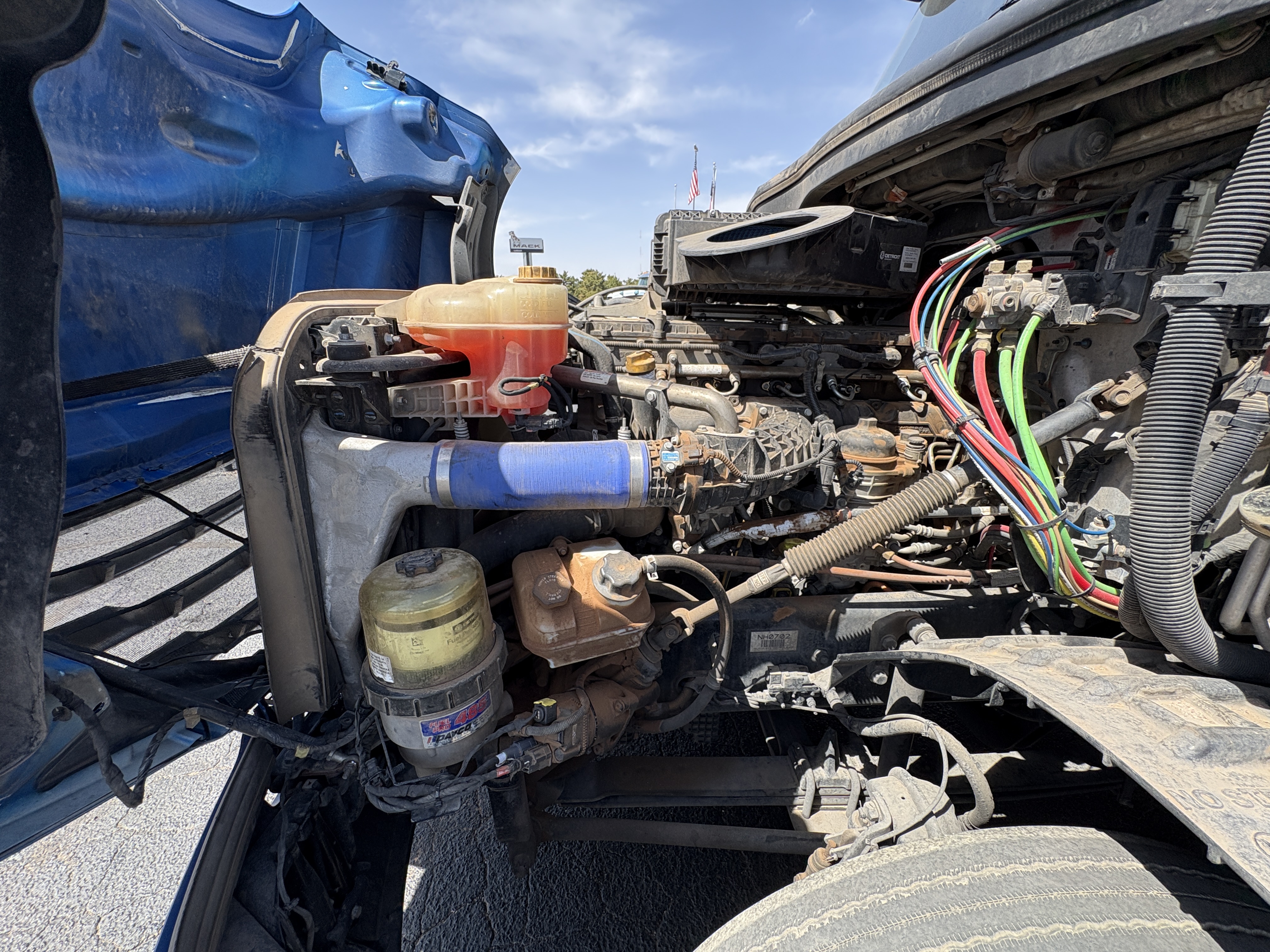 2022 Freightliner Cascadia - image 12