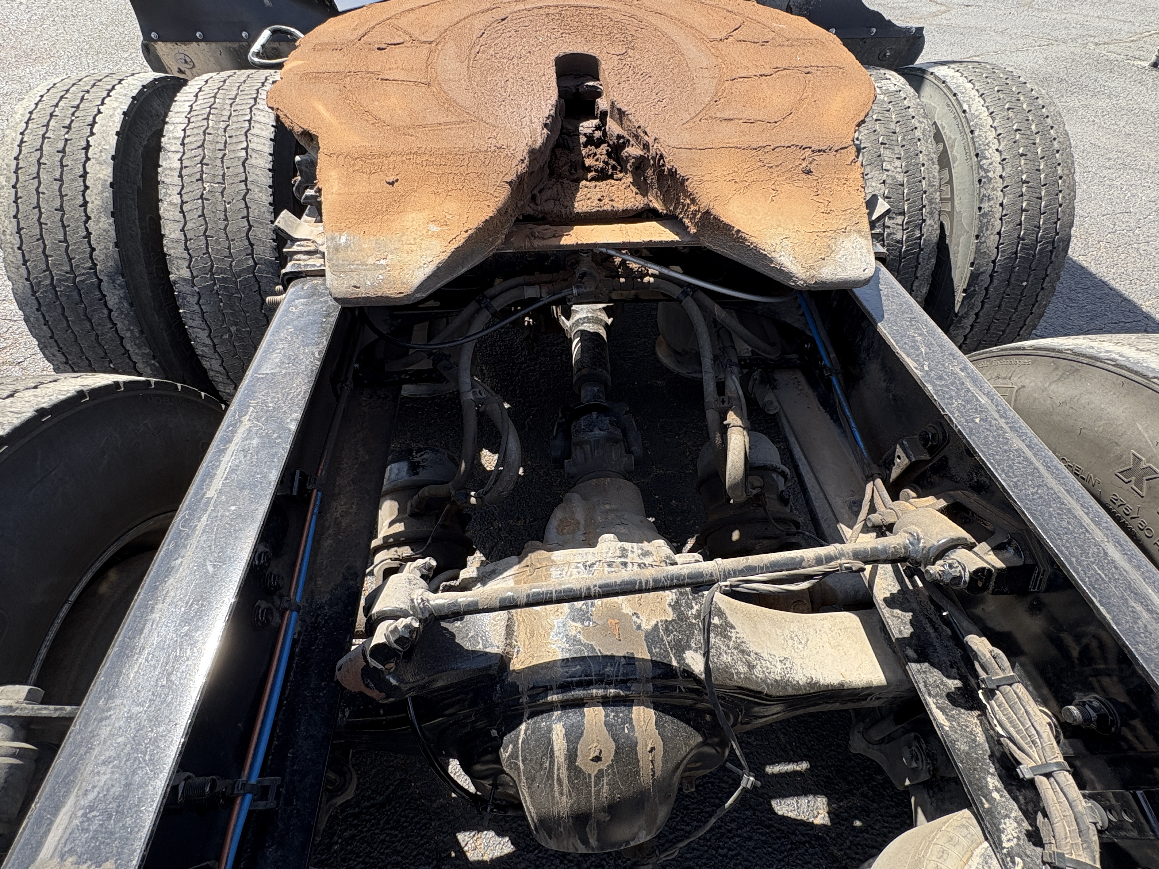 2022 Freightliner Cascadia - image 7