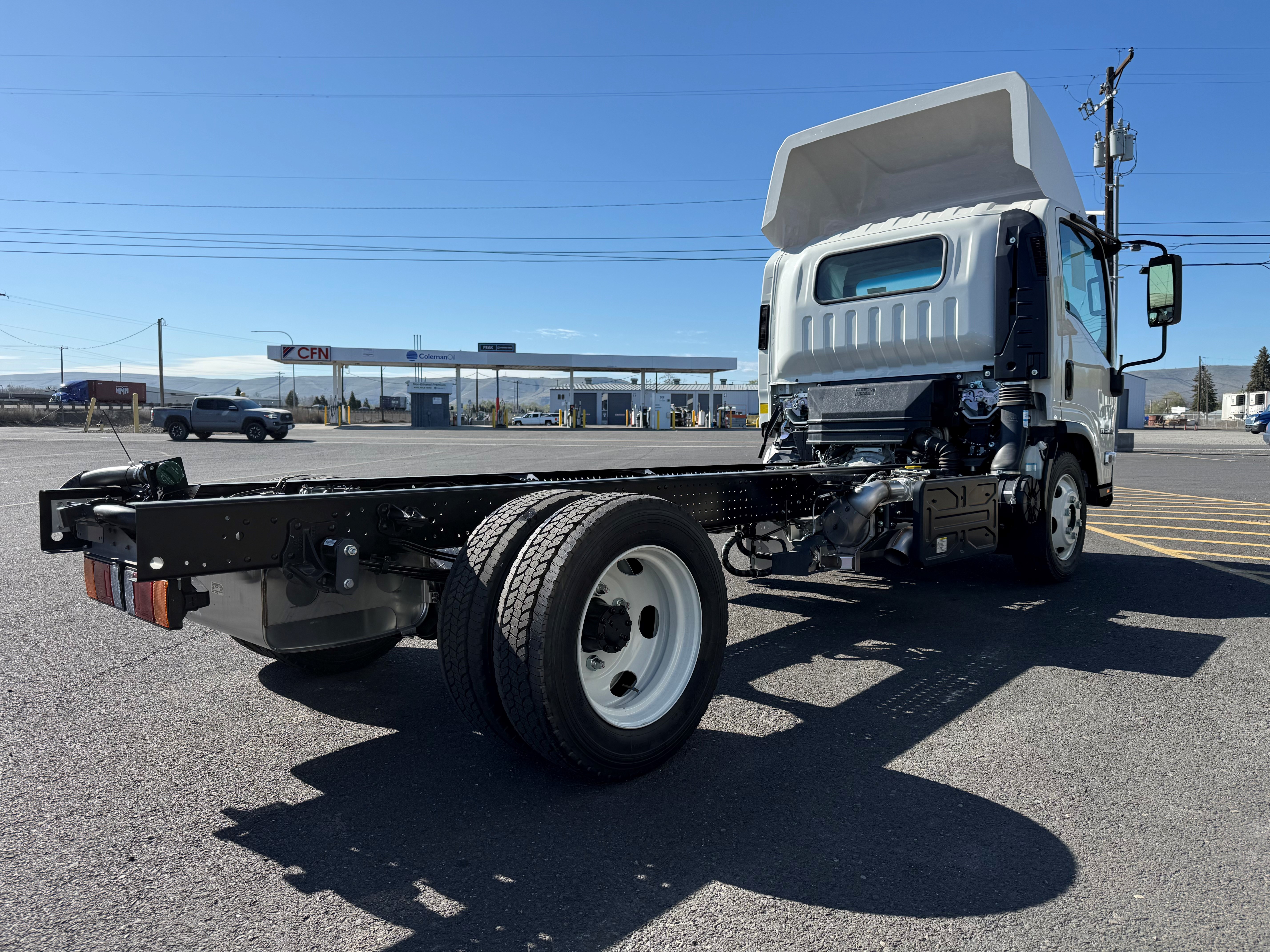 2026 Isuzu - image 5