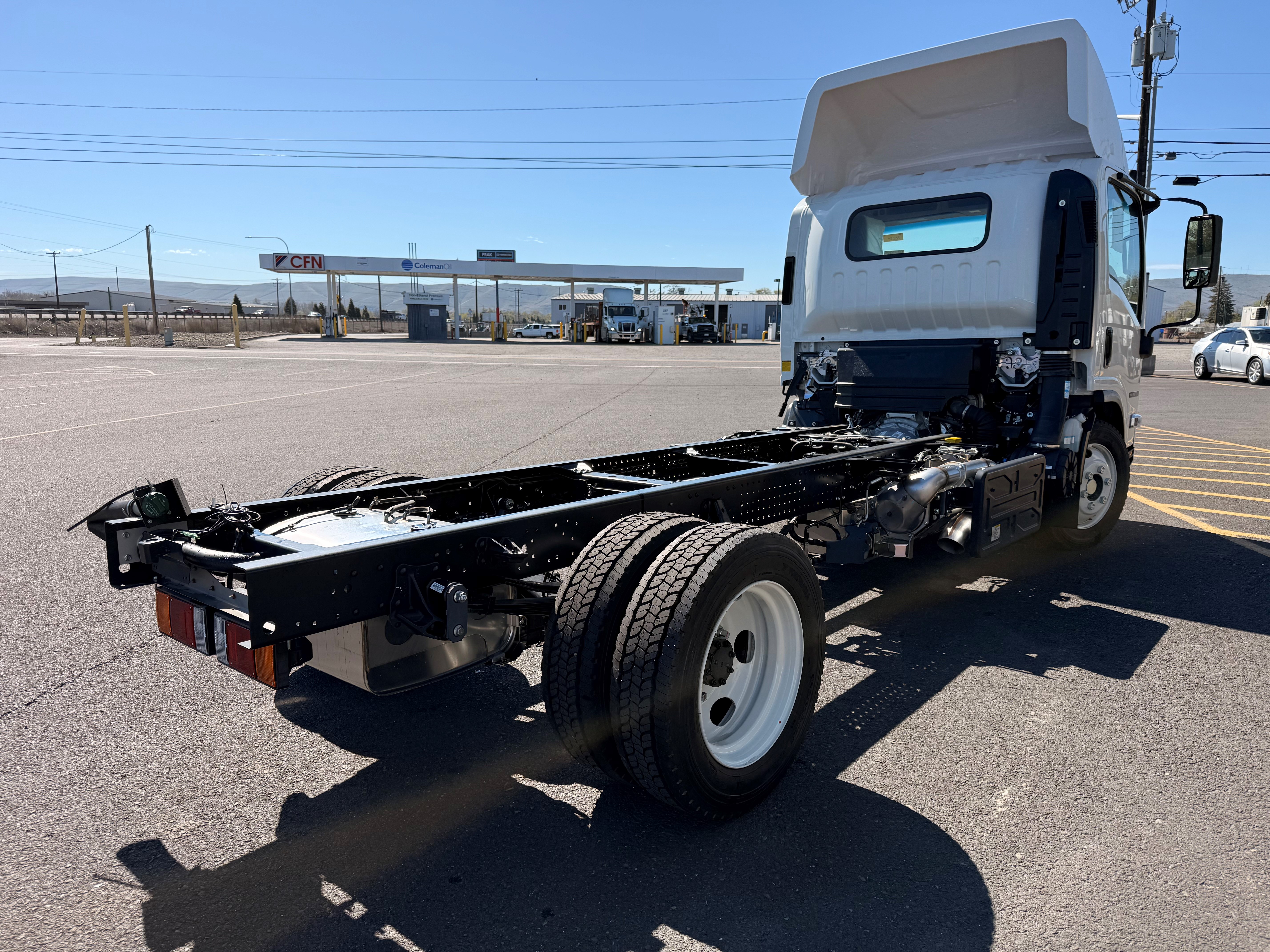 2026 Isuzu - image 5