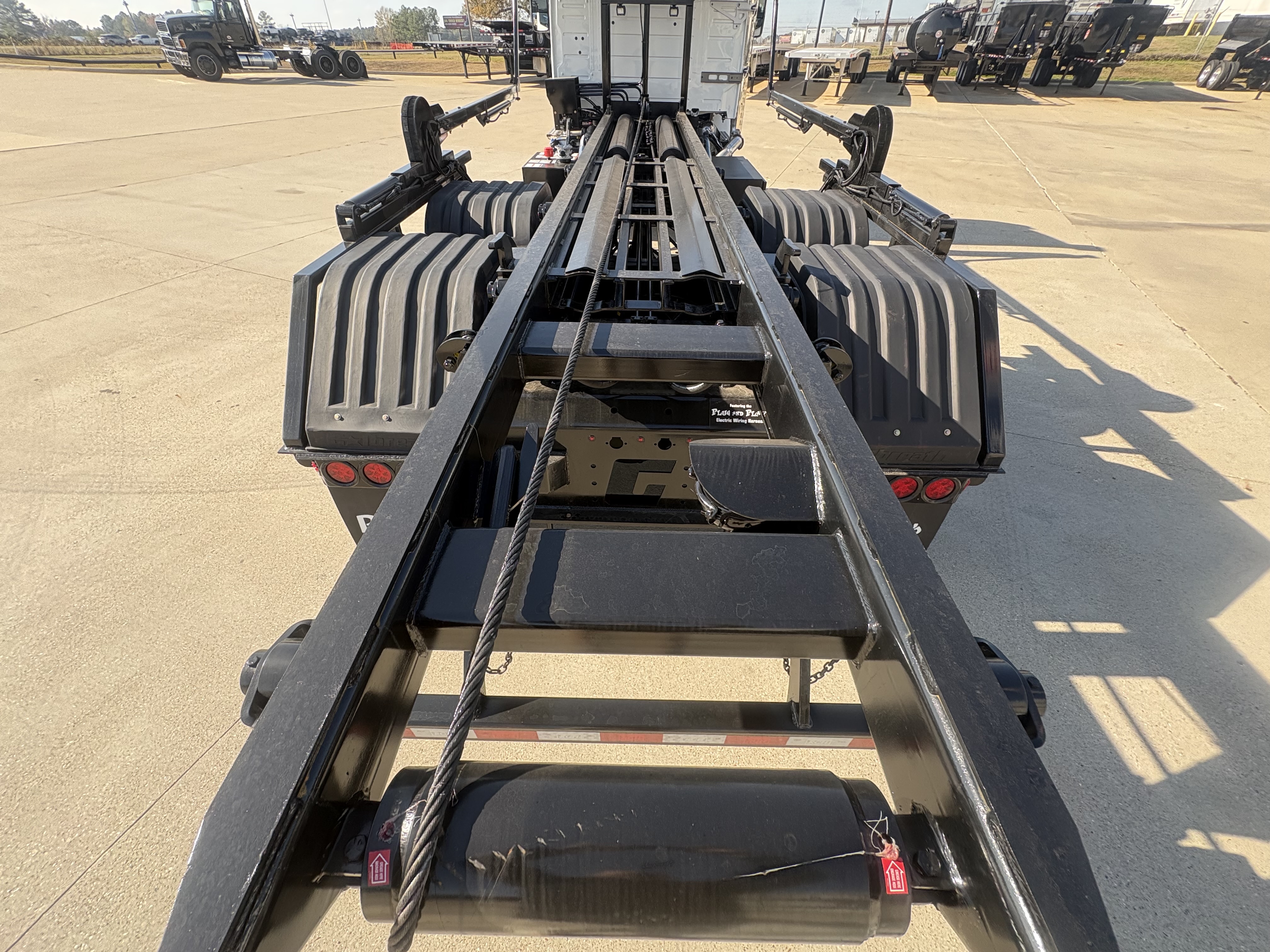 2026 Volvo - image 7