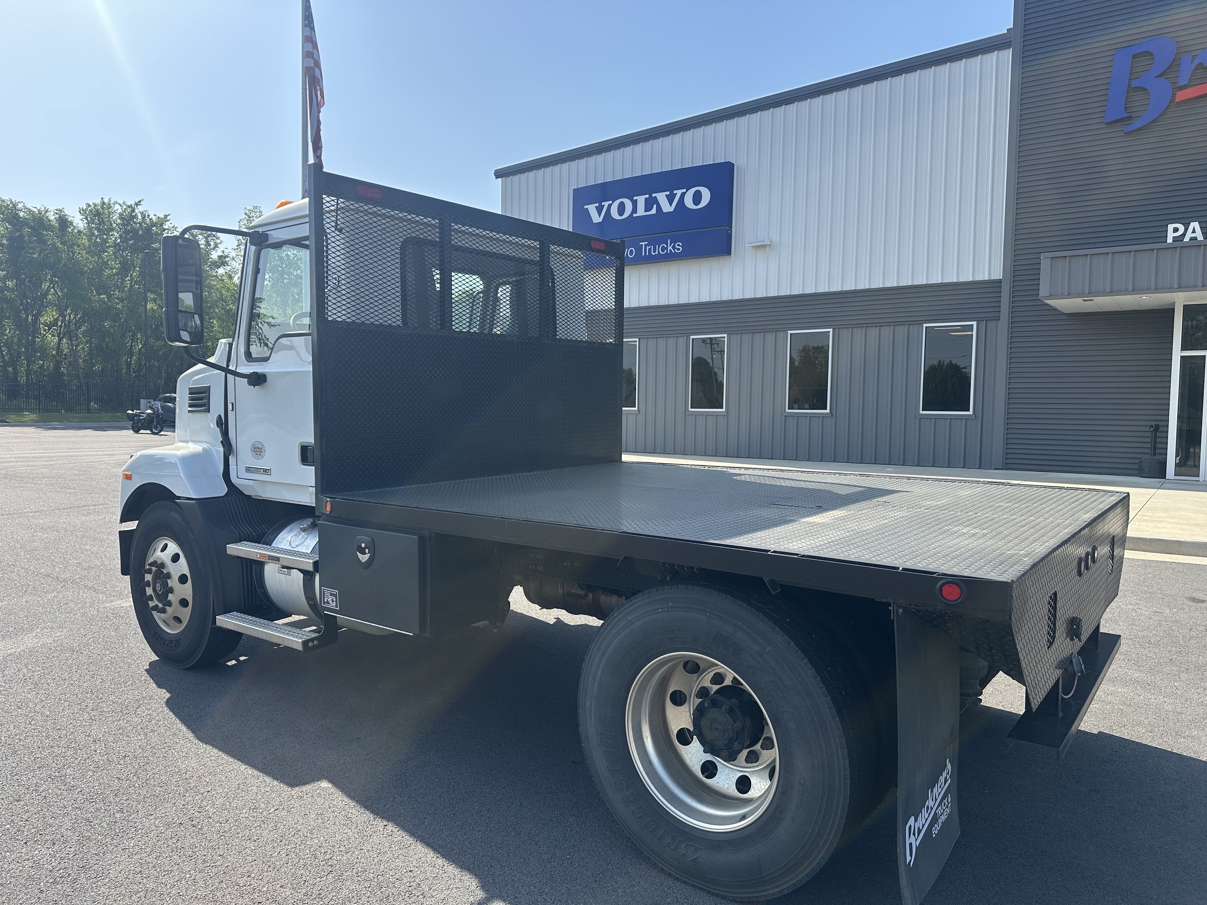 2025 Mack MD in Van Buren, AR — photo 3