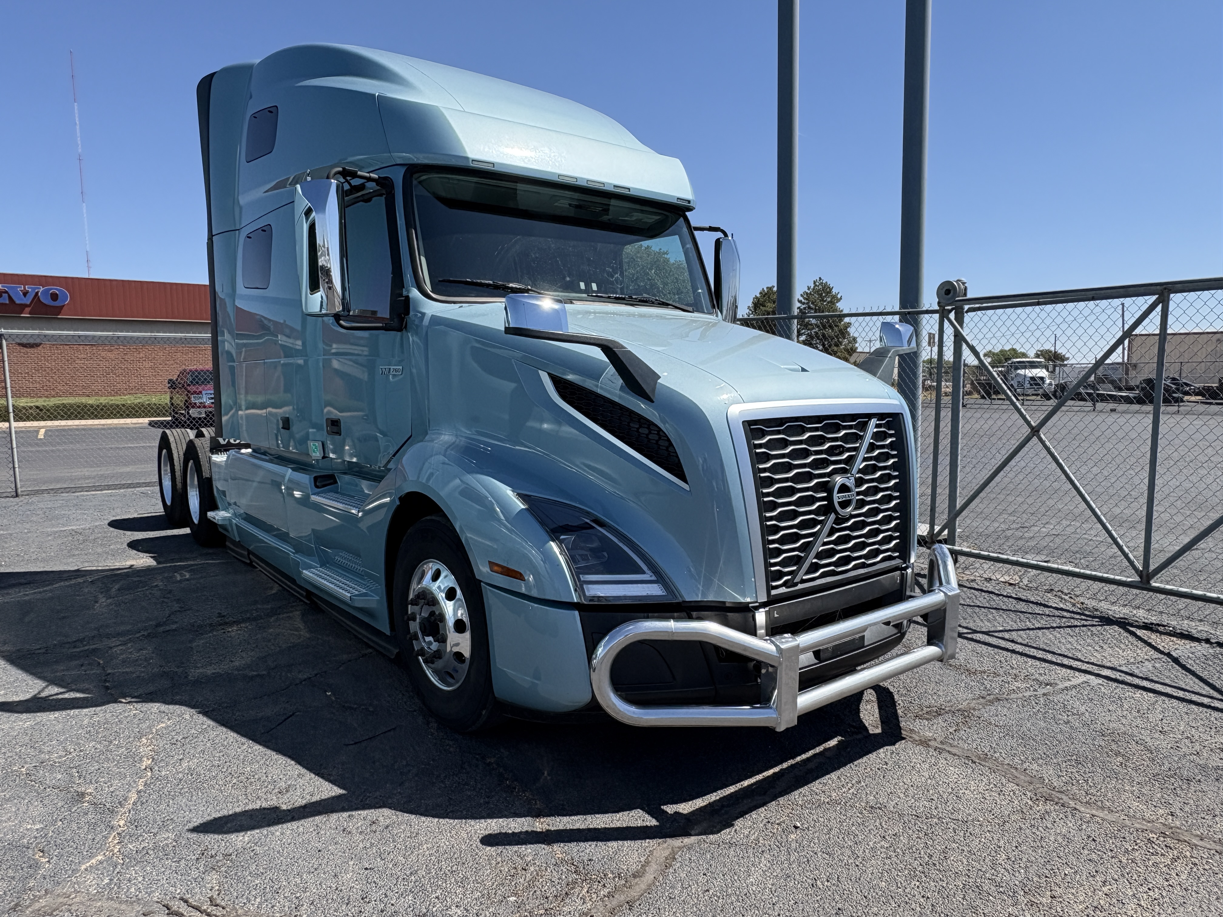 2022 Volvo VNL 760 in Shreveport, LA — photo 3