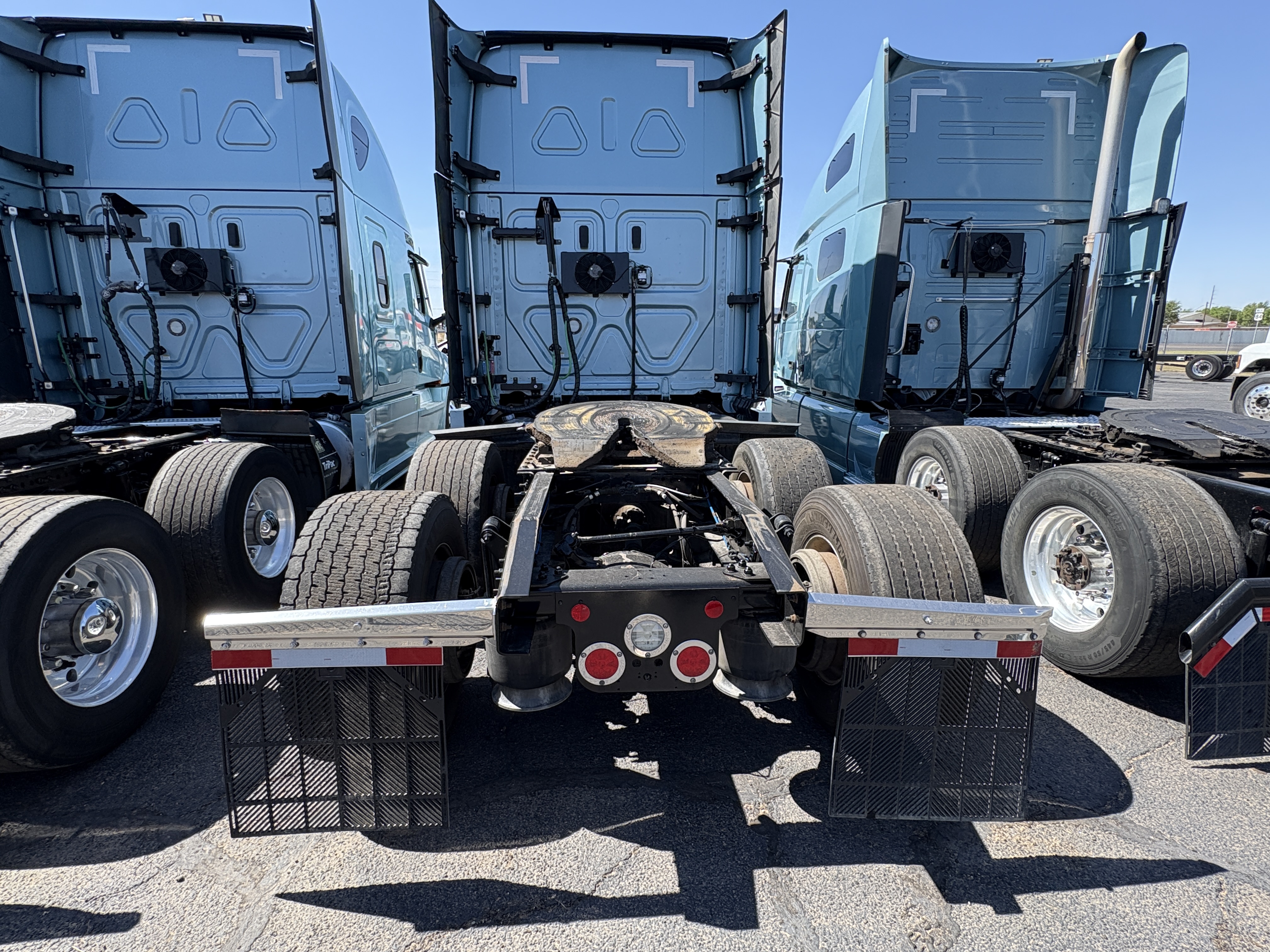 2023 Freightliner Cascadia in Shreveport, LA — photo 6