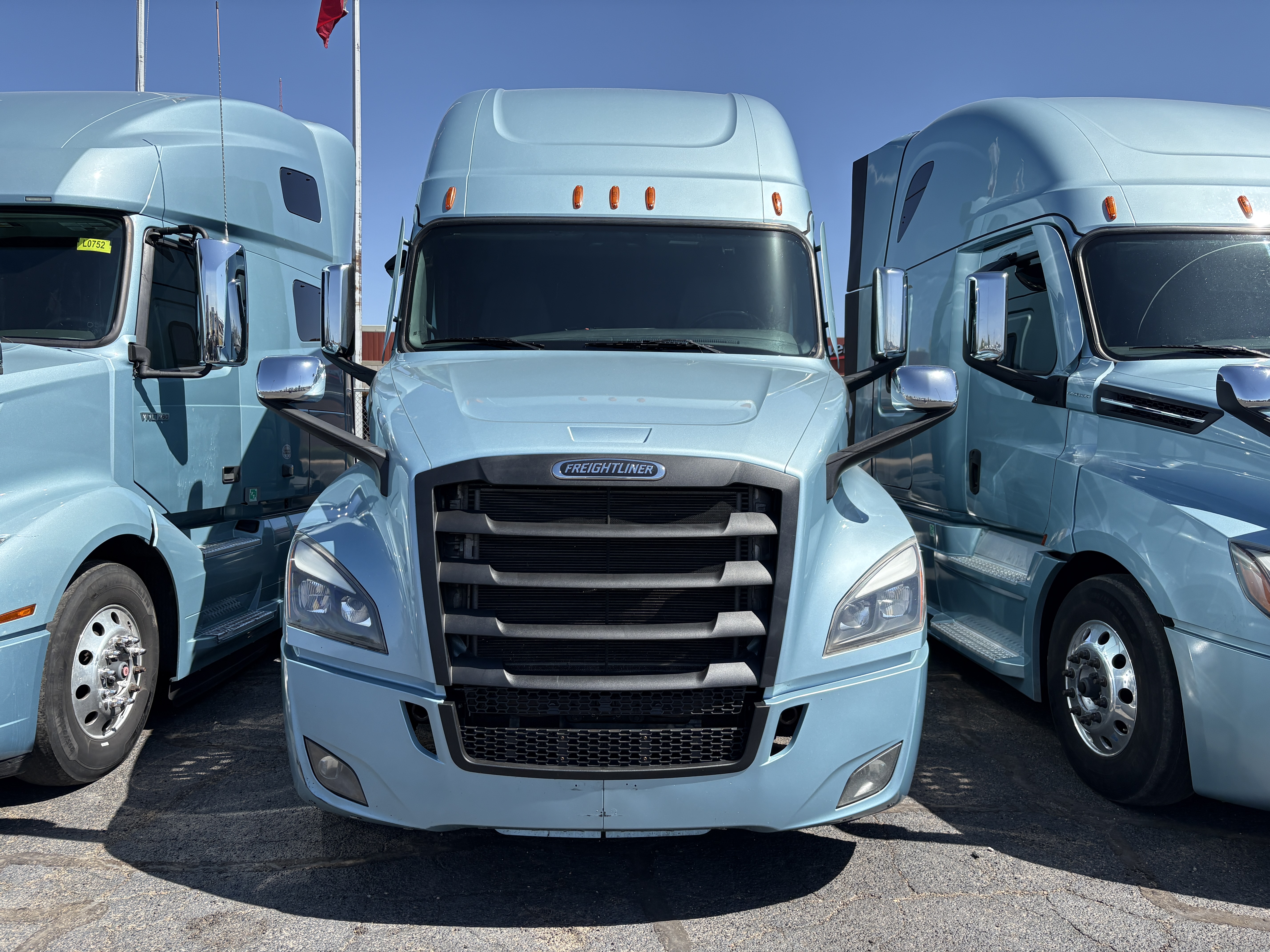 2023 Freightliner Cascadia in Shreveport, LA — photo 2