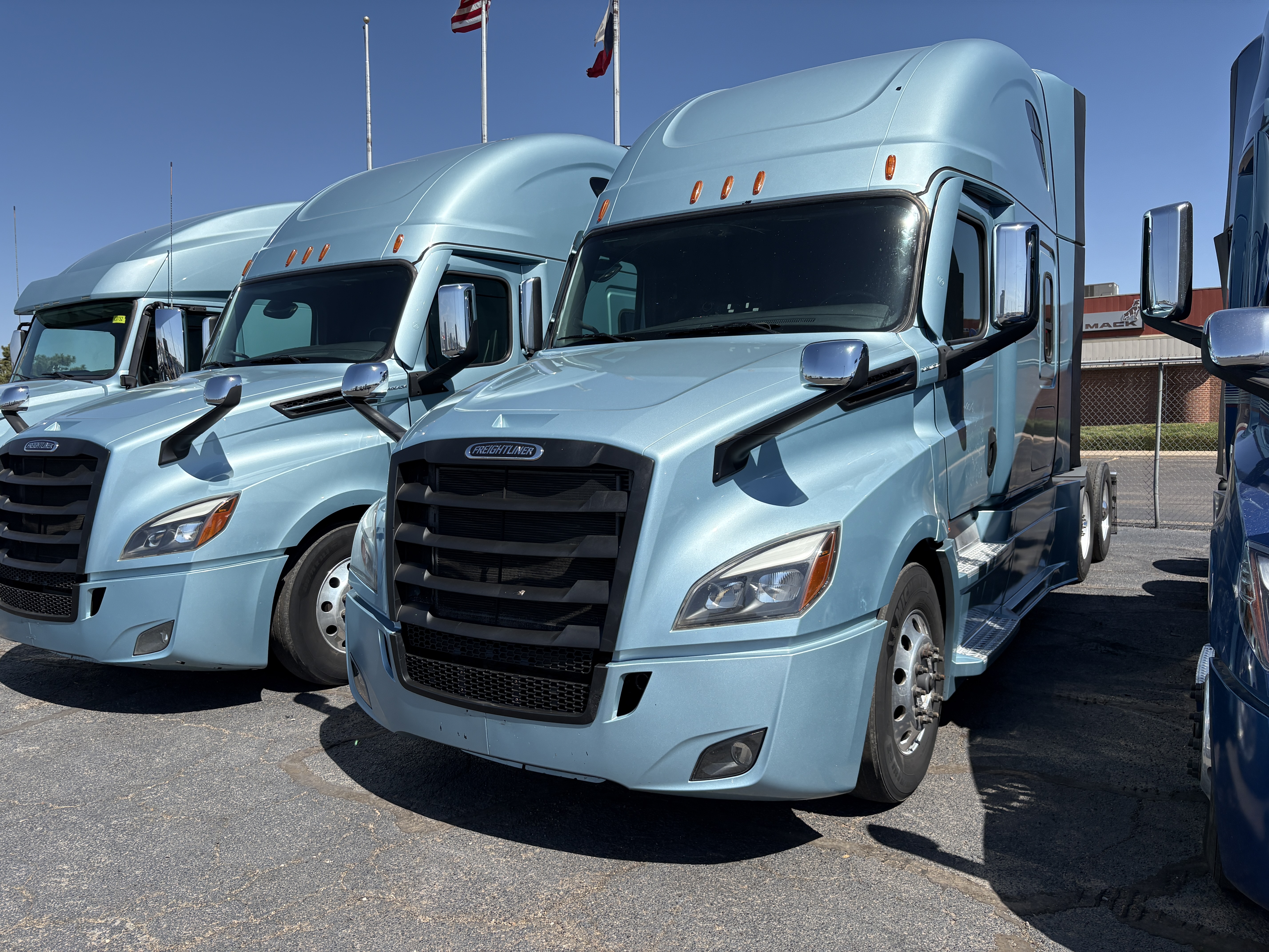 2023 Freightliner Cascadia in San Antonio, TX
