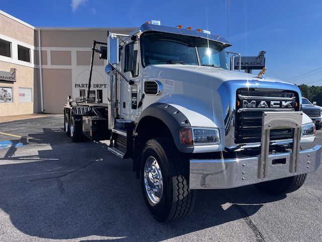 2026 Mack Granite in Lowell, AR — photo 3