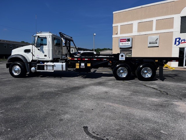 2026 Mack Granite in Lowell, AR — photo 5