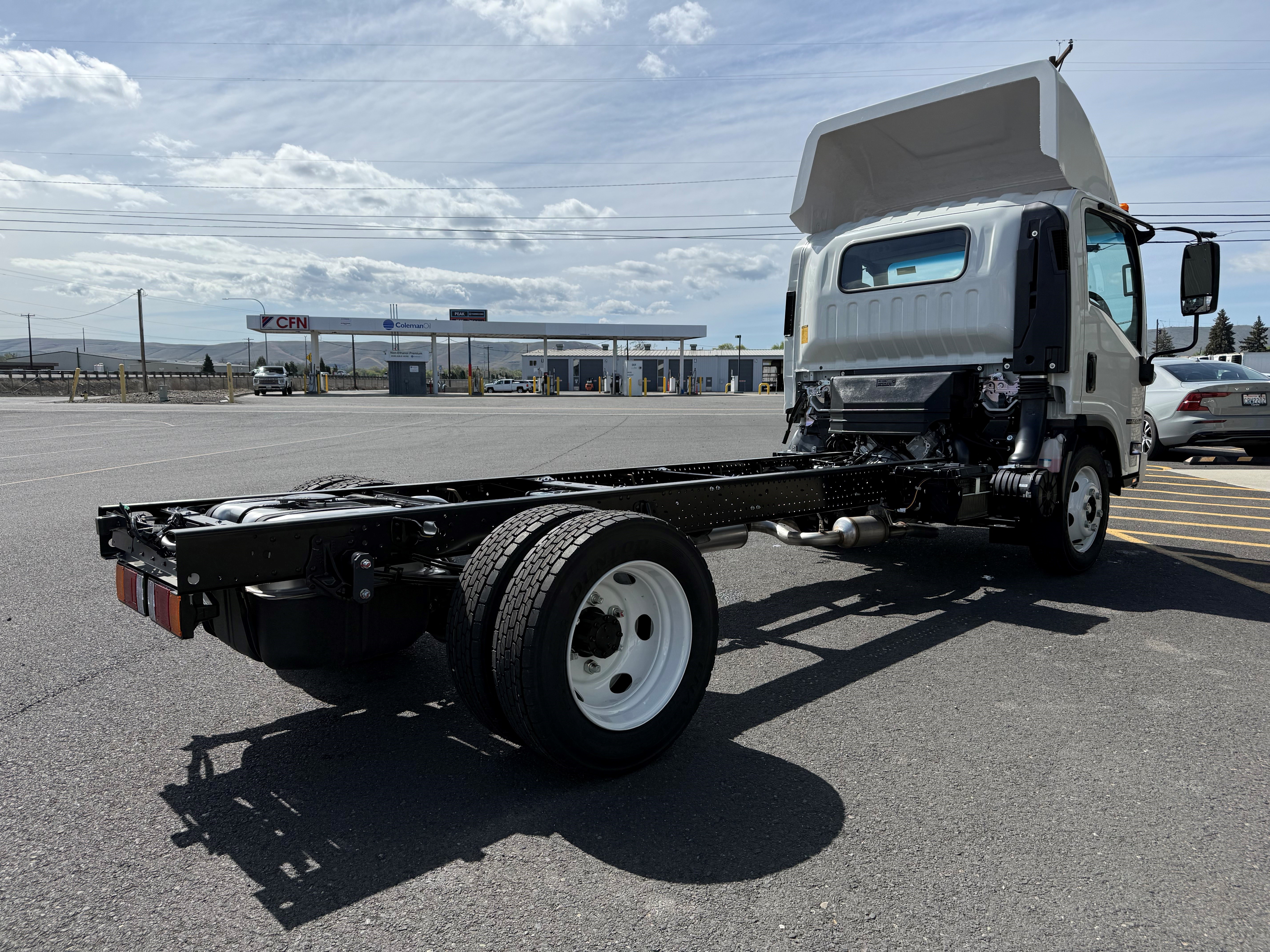 2026 Isuzu in Yakima, WA — photo 5