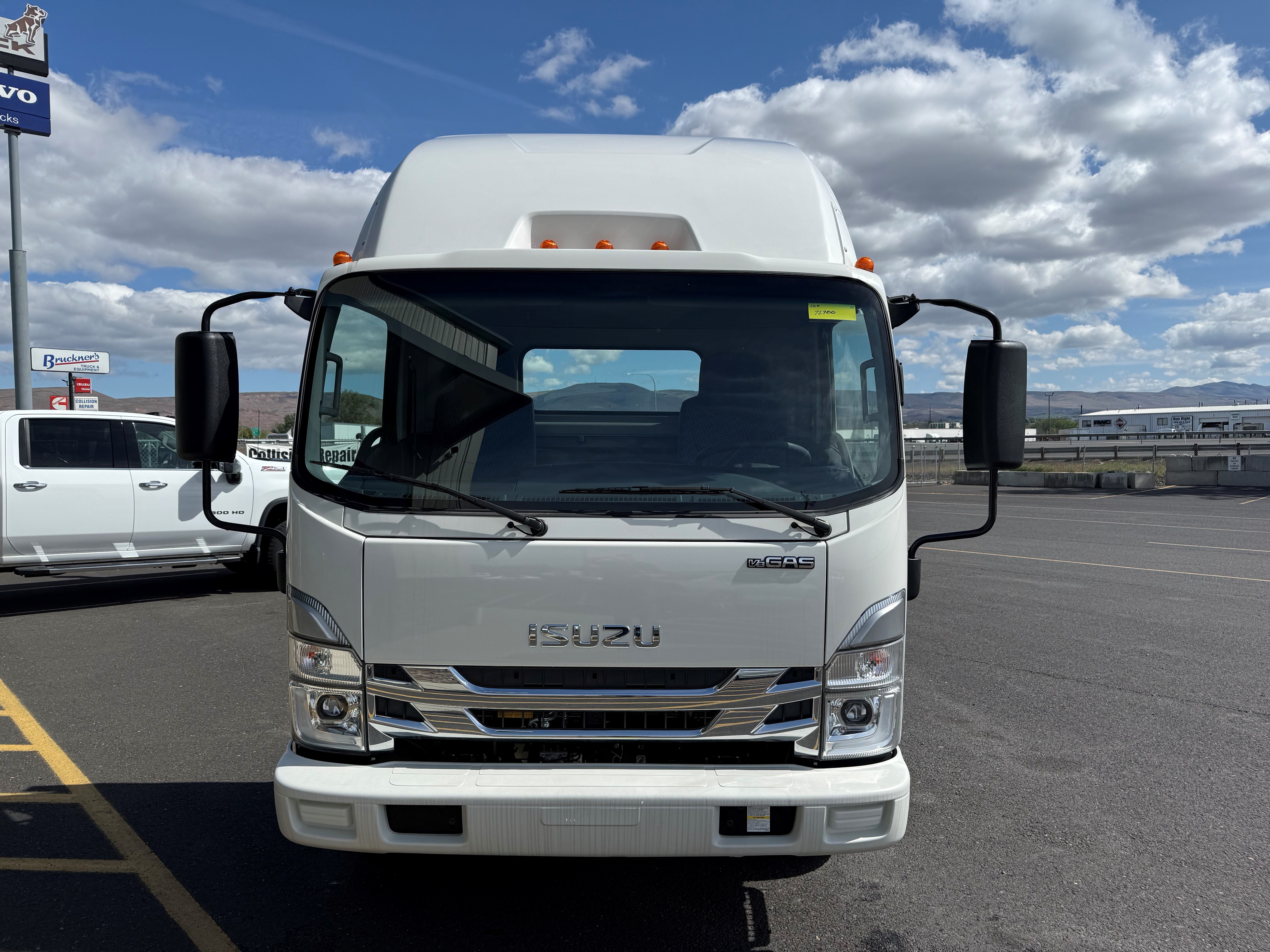 2026 Isuzu in Yakima, WA — photo 2