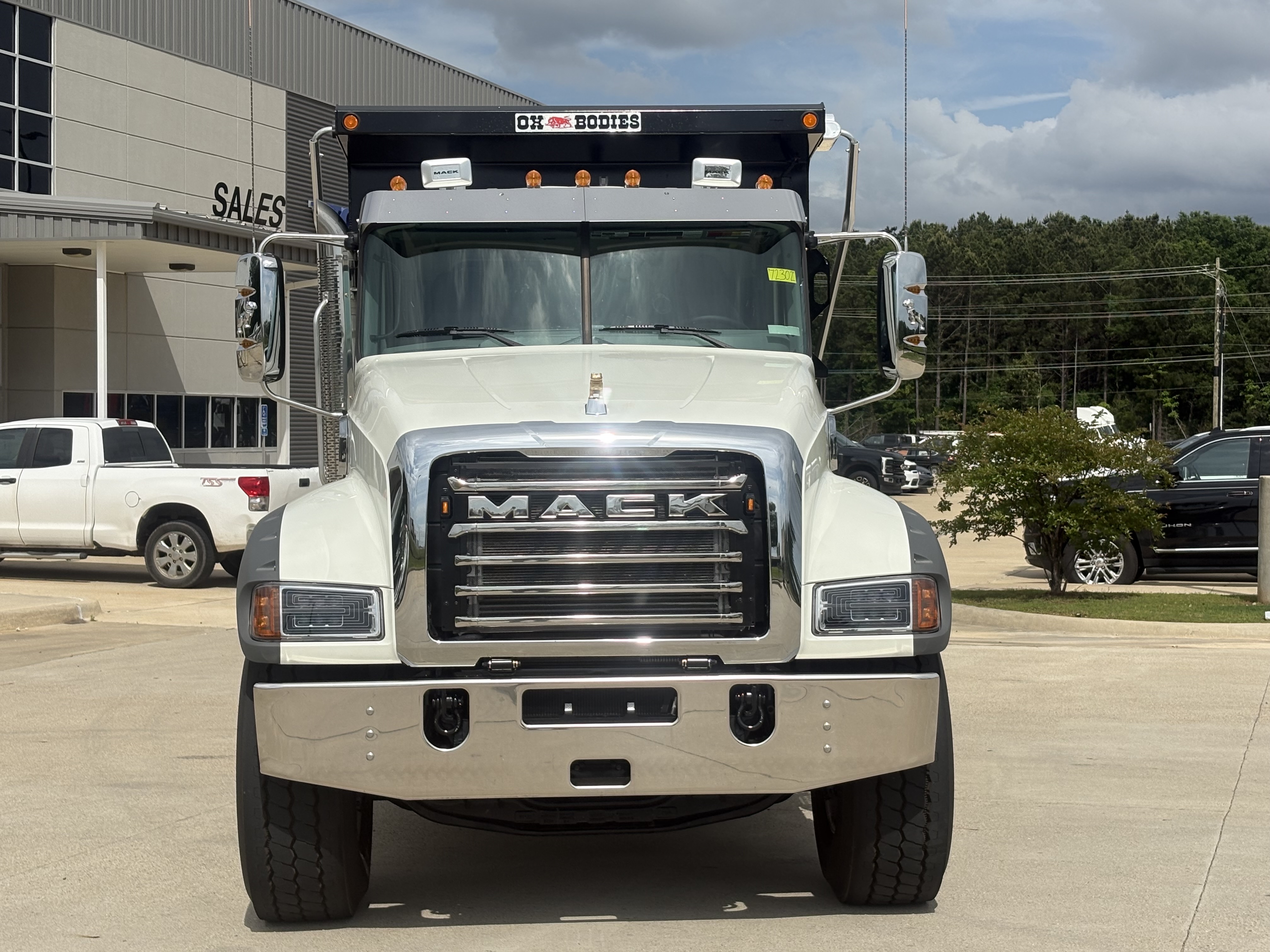 2027 Mack Granite in Shreveport, LA — photo 2