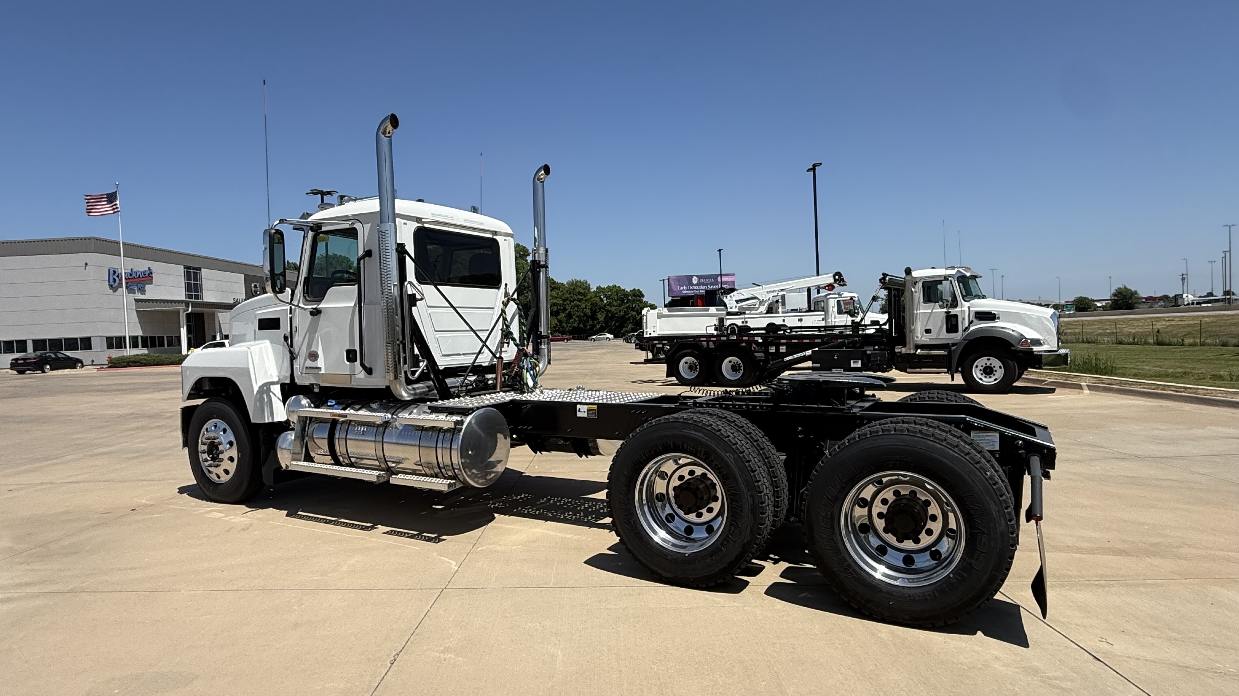 2026 Mack Pinnacle in Oklahoma City, OK — photo 6