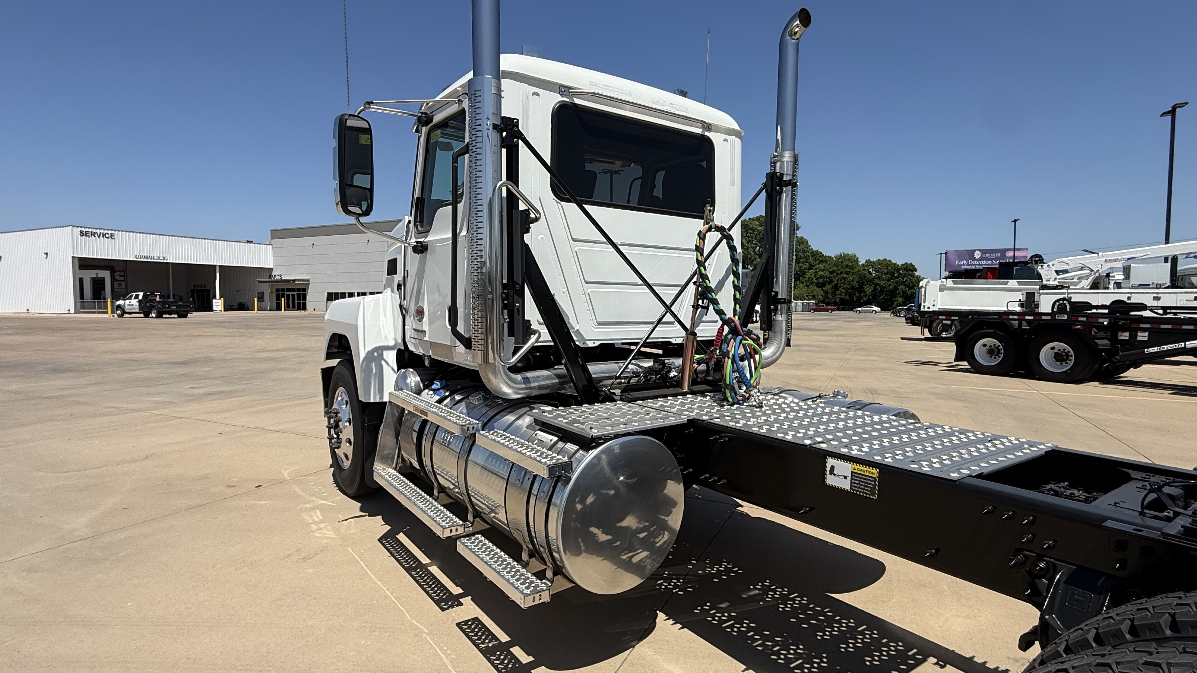 2026 Mack Pinnacle in Oklahoma City, OK — photo 4