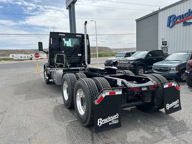 2027 Mack Anthem in Farmington, NM — photo 8