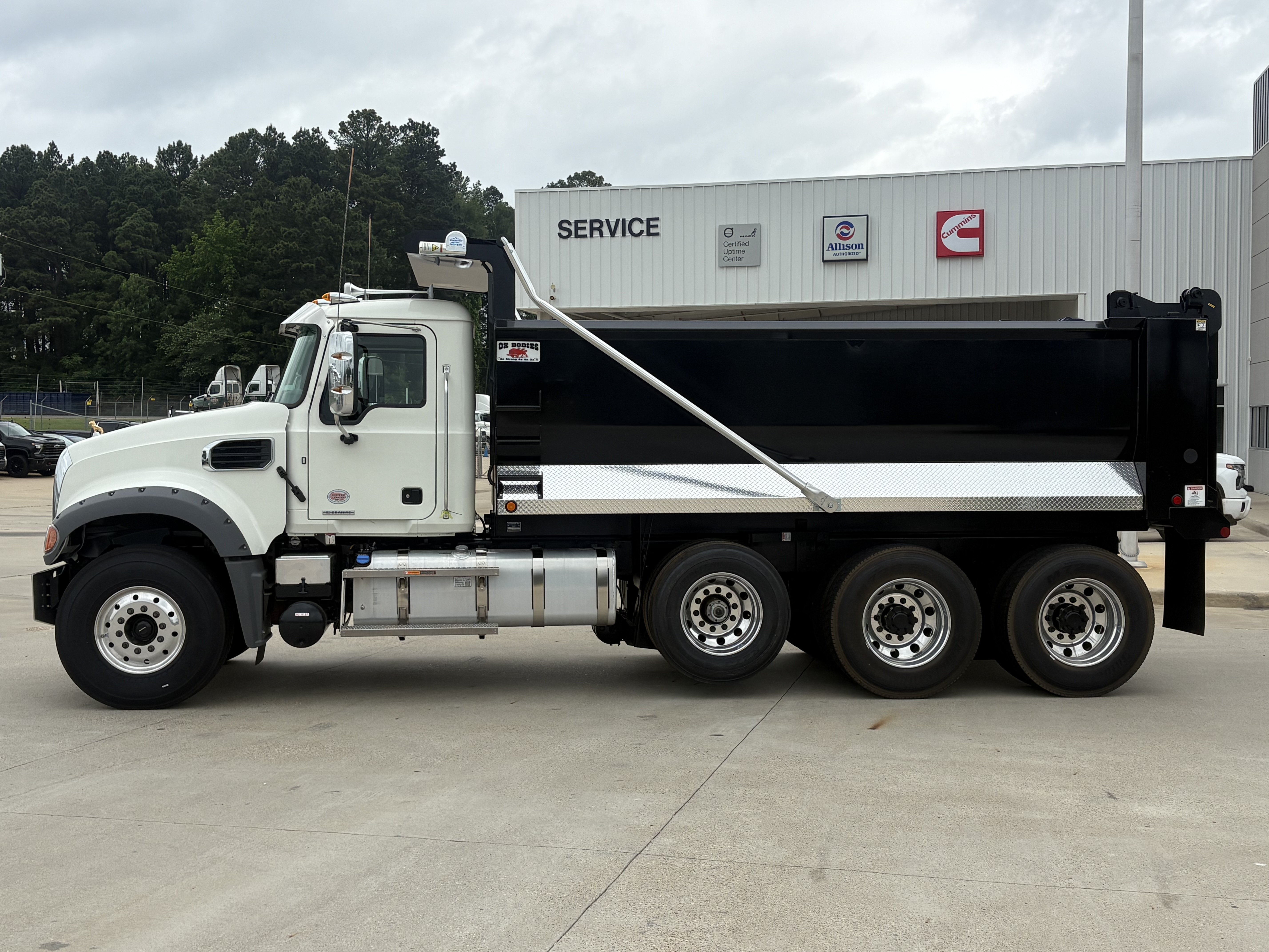 2027 Mack Granite in Shreveport, LA — photo 3