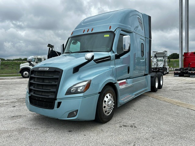2023 Freightliner Cascadia in San Antonio, TX