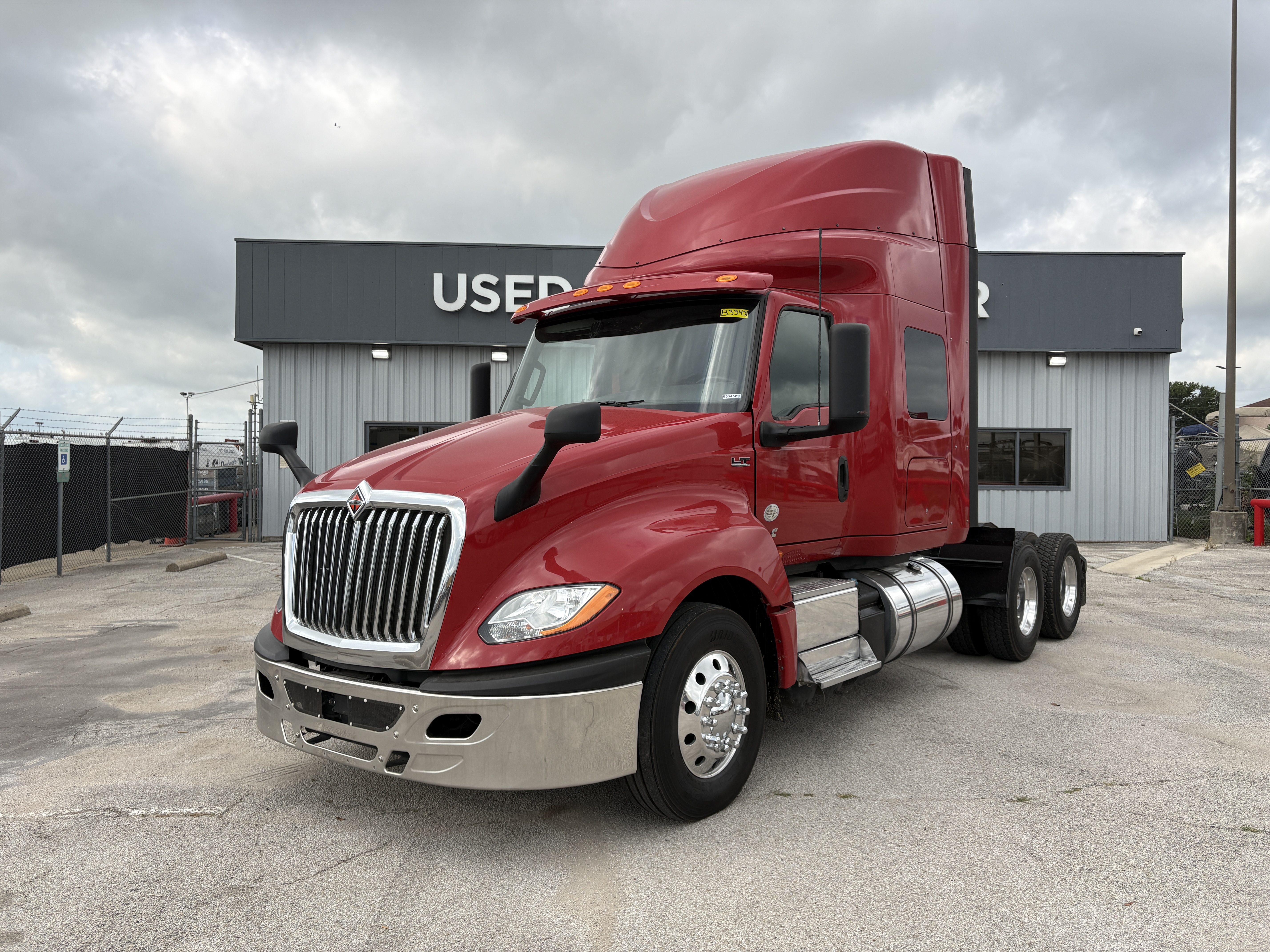 2022 International LT in Fort Worth, TX