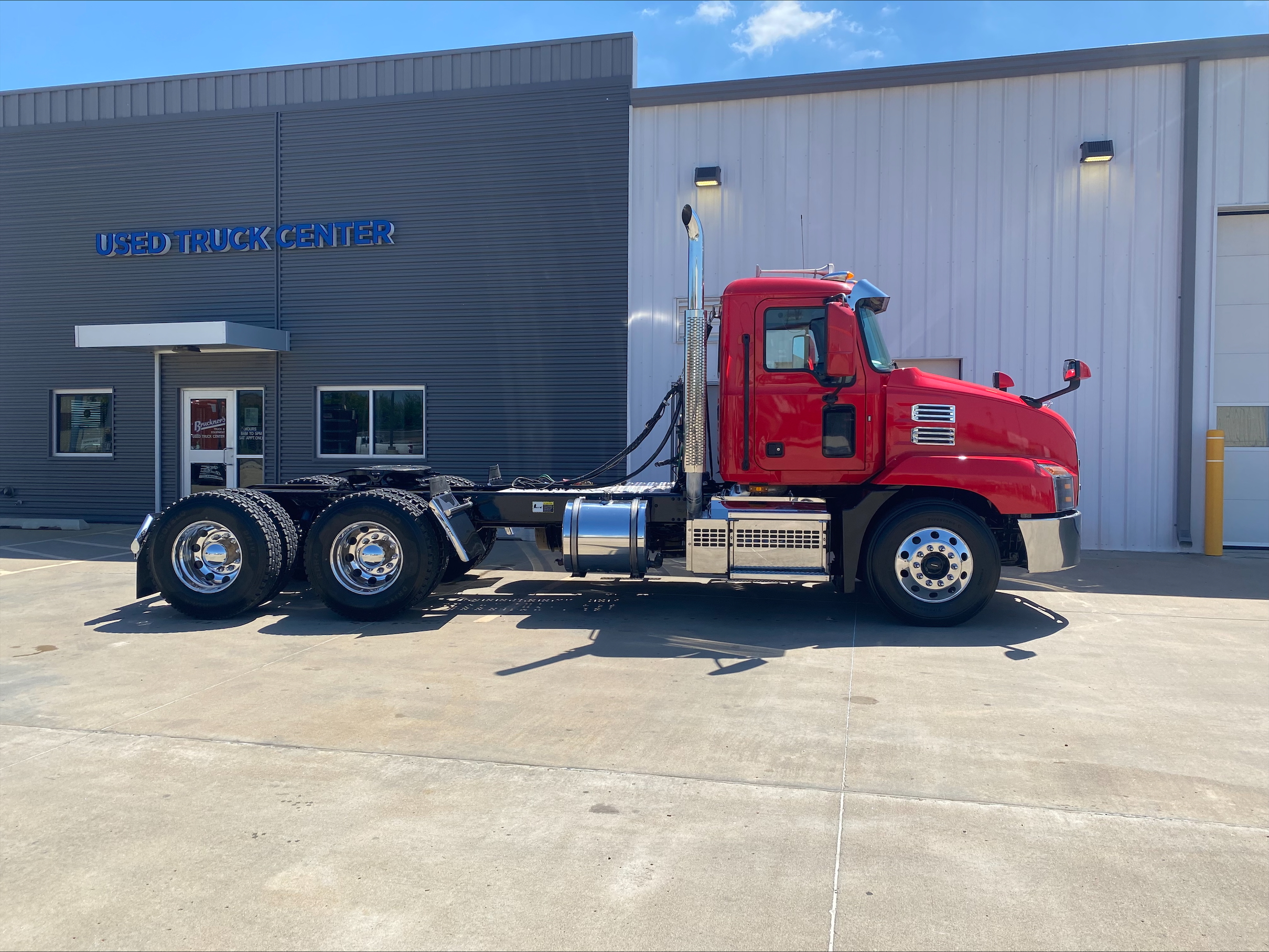 2022 Mack Anthem in Oklahoma City, OK — photo 4