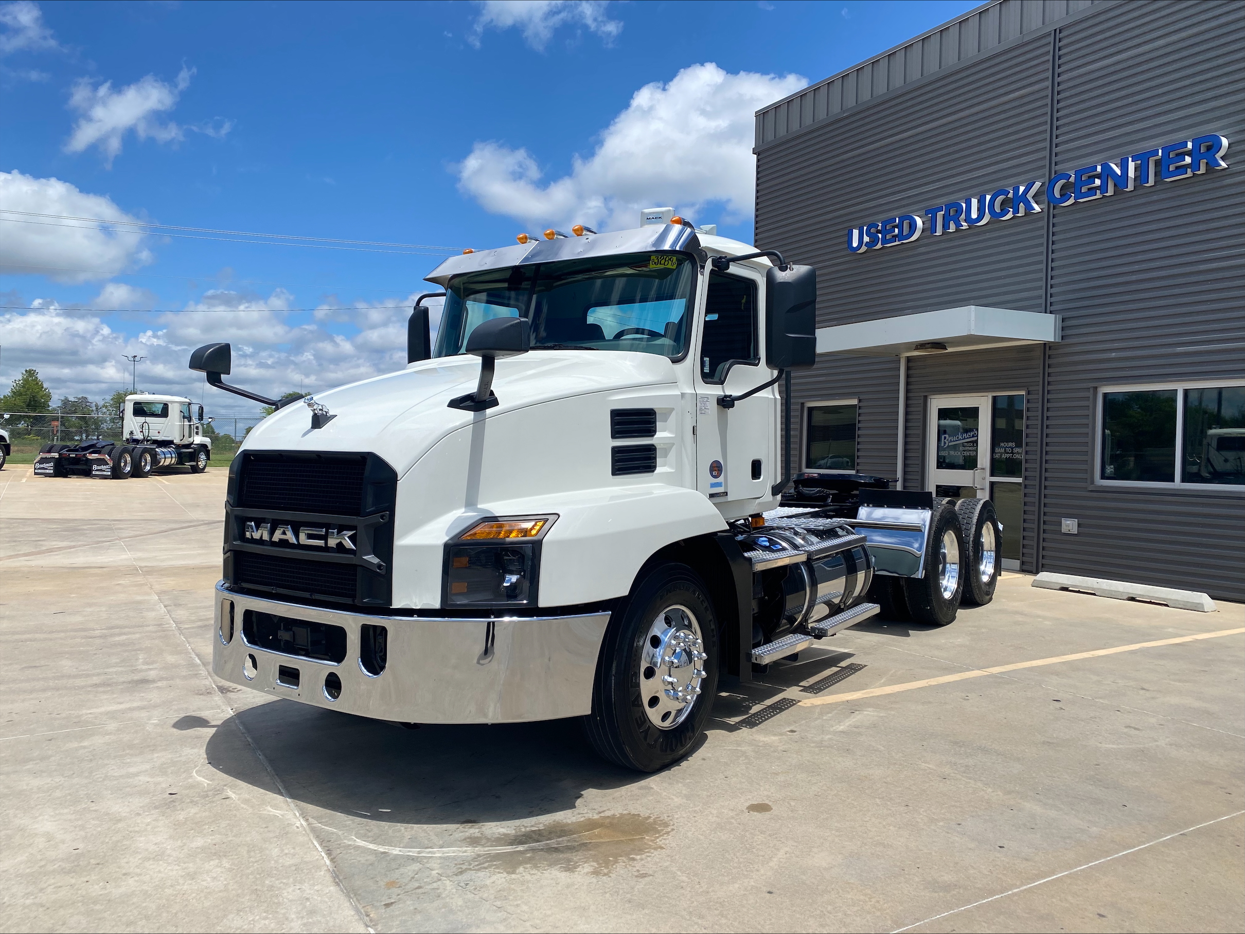 2021 Mack Anthem in Oklahoma City, OK