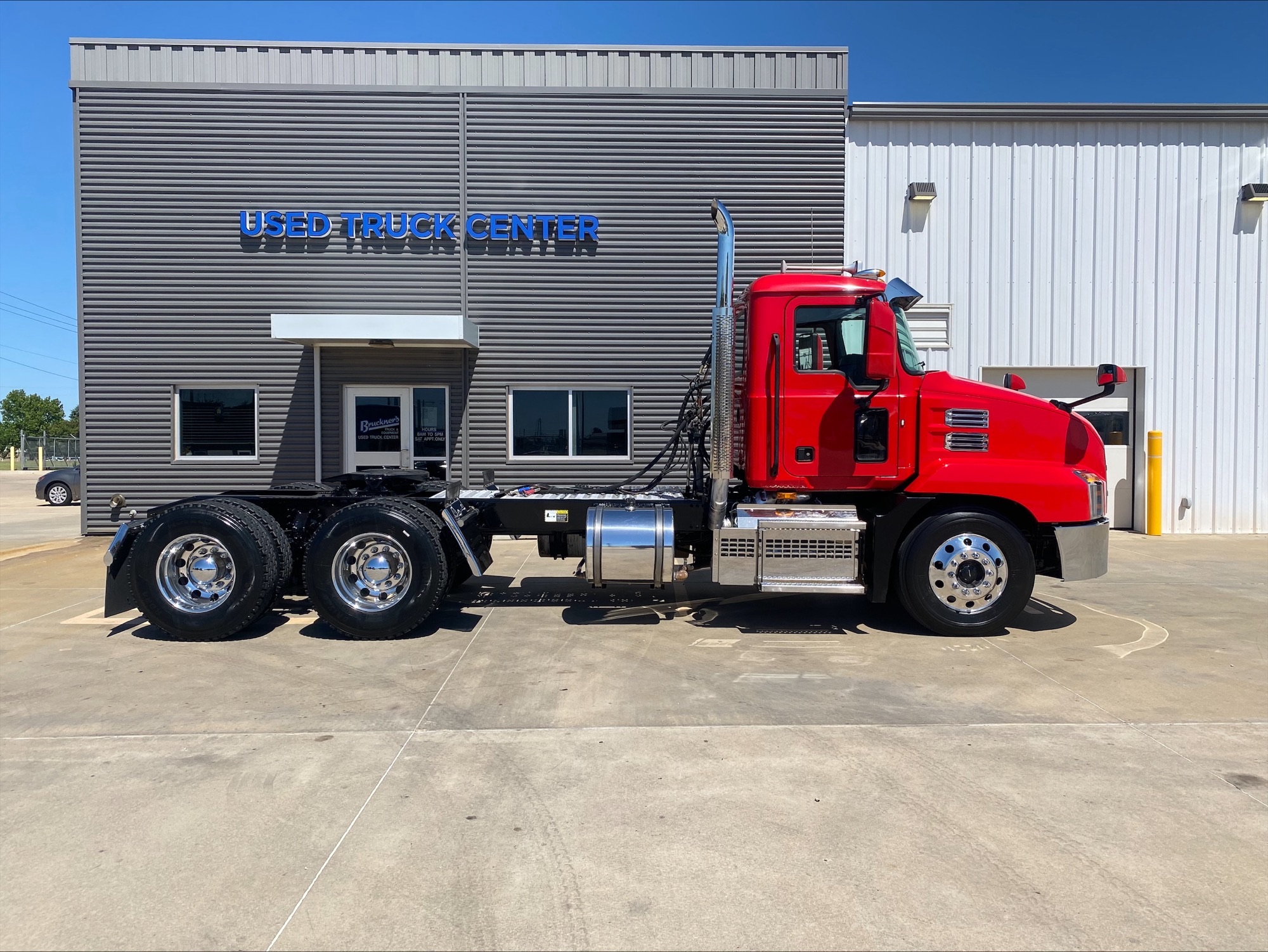 2021 Mack Anthem in Oklahoma City, OK — photo 4