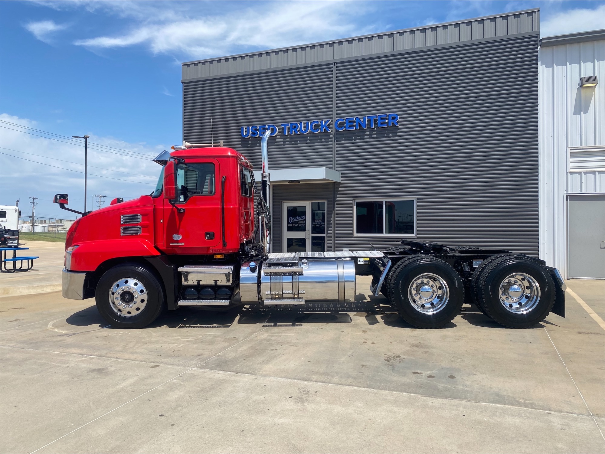 2021 Mack Anthem in Oklahoma City, OK — photo 8