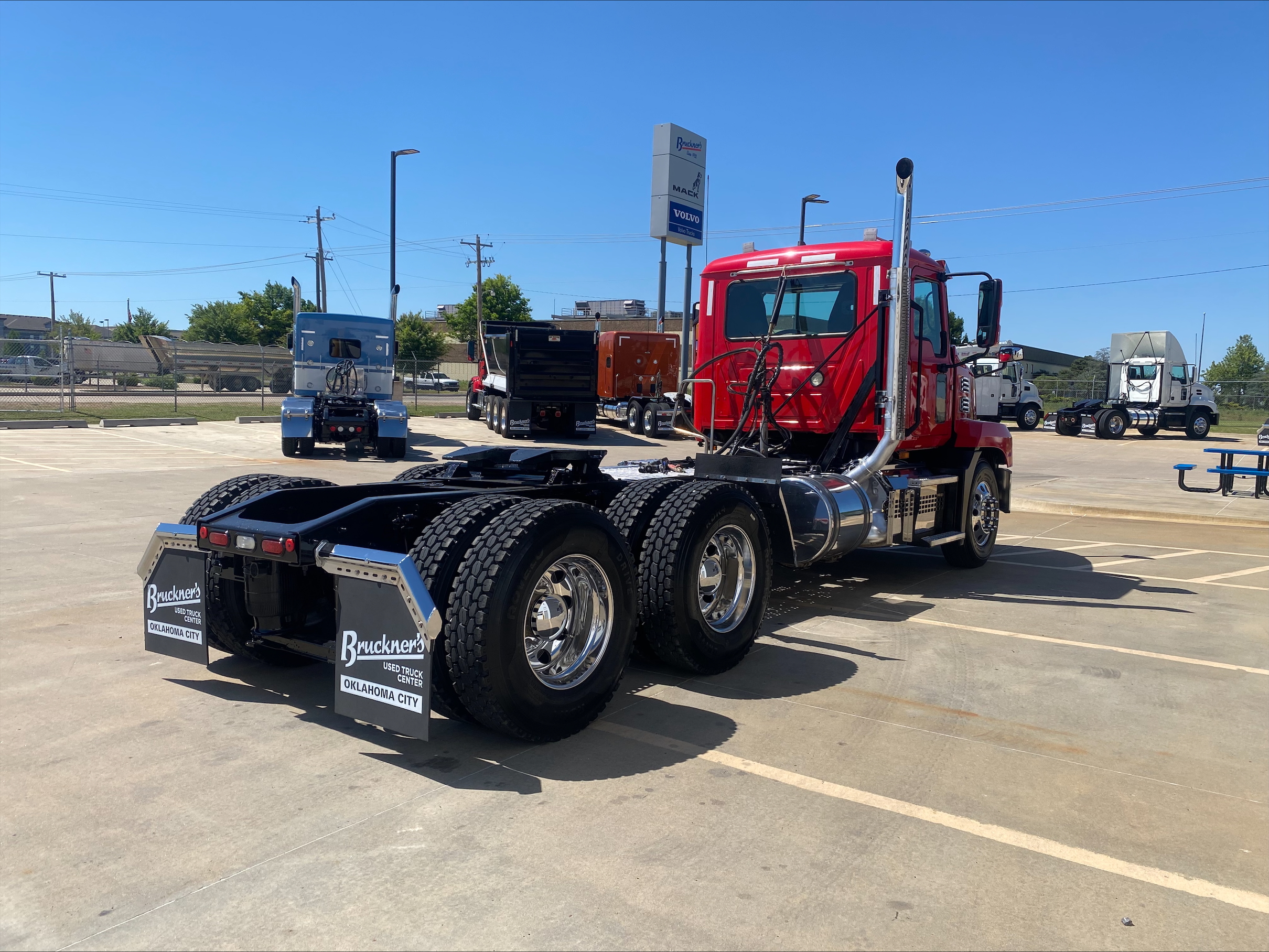 2021 Mack Anthem in Oklahoma City, OK — photo 5